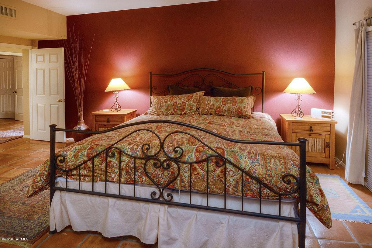 Ventana Canyon Golf Villas - Residential
