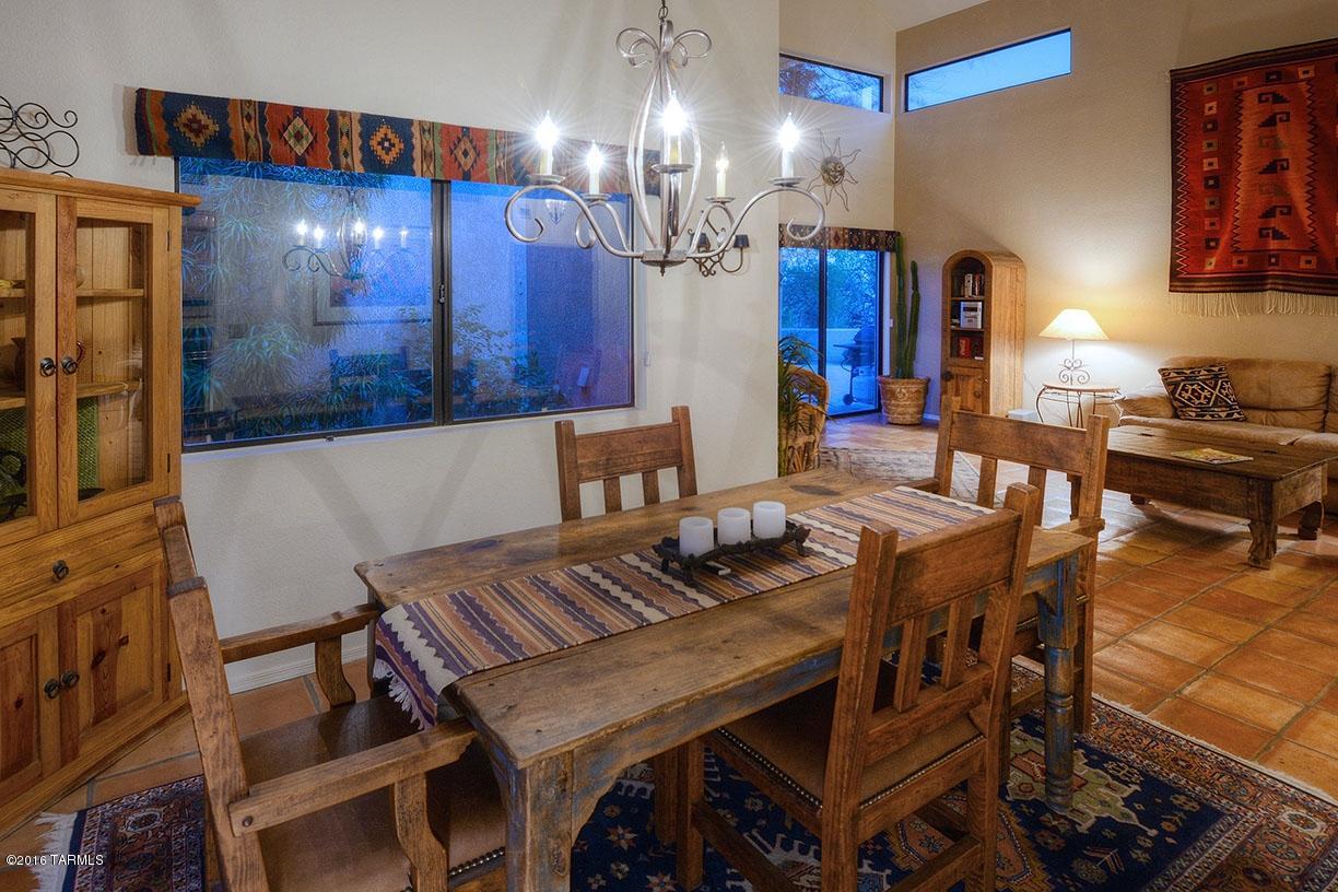 Ventana Canyon Golf Villas - Residential