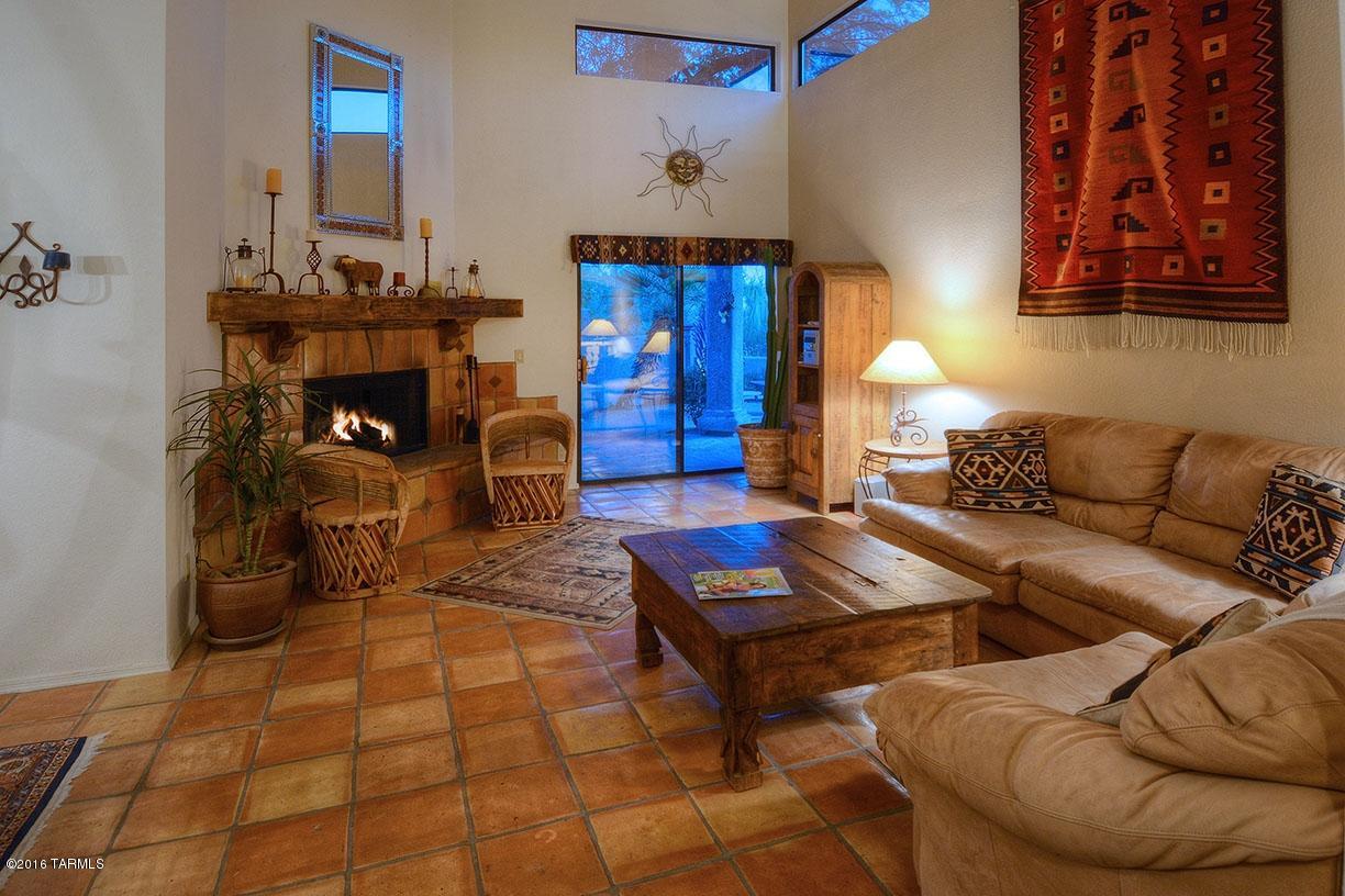 Ventana Canyon Golf Villas - Residential