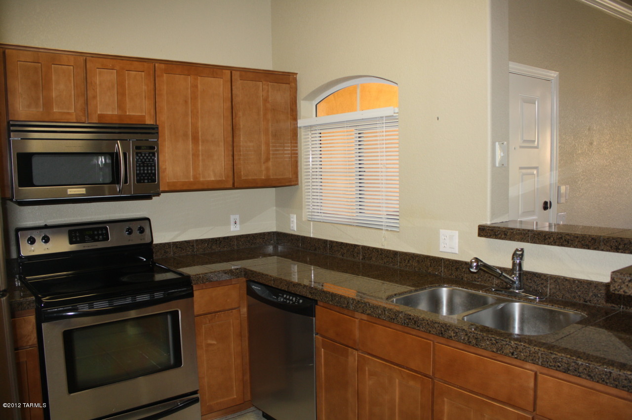 Pinnacle Canyon Condominium - Residential Lease