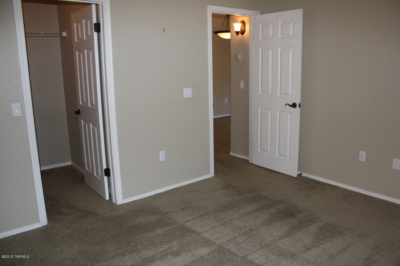 Pinnacle Canyon Condominium - Residential Lease
