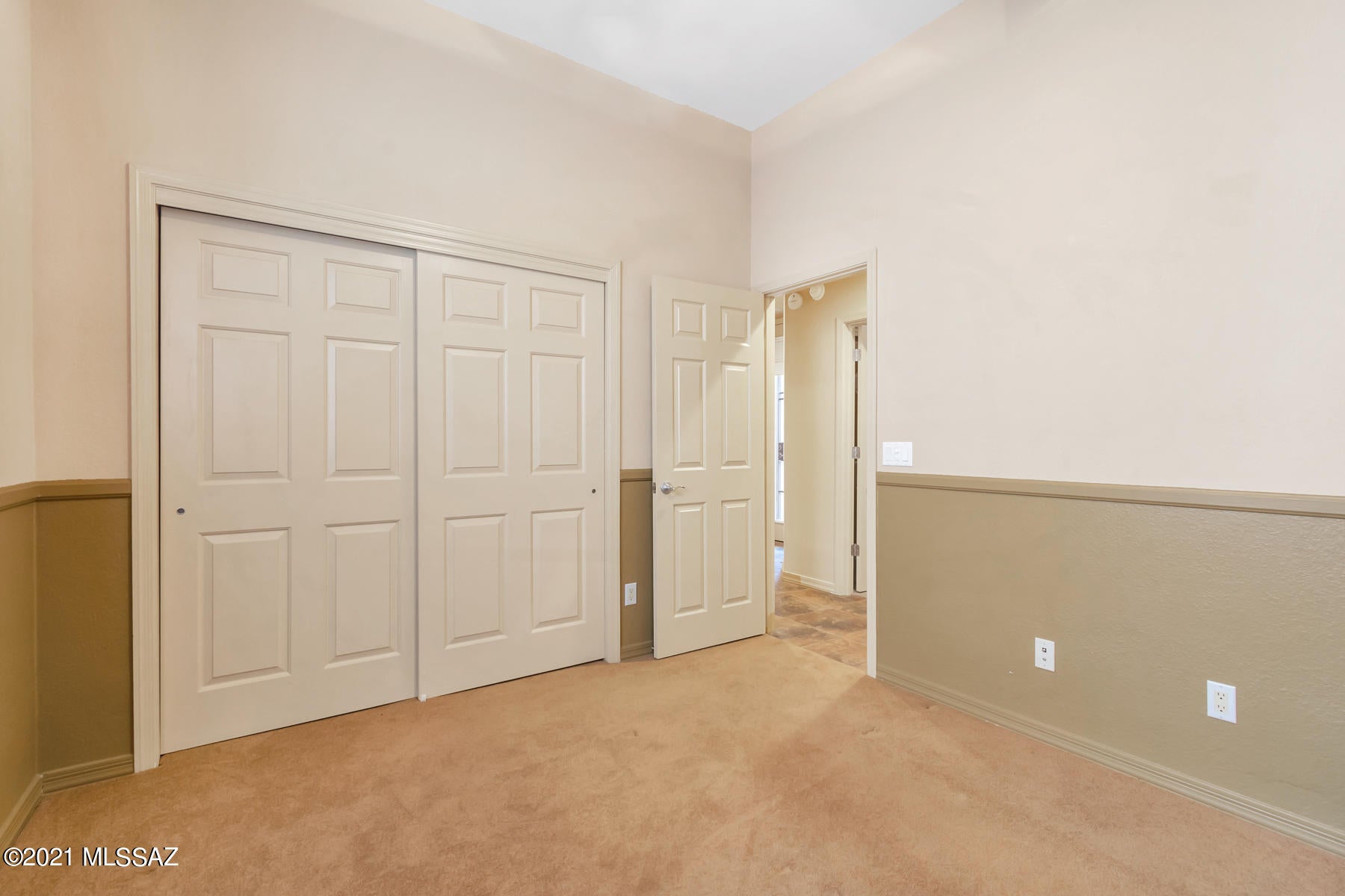 Rancho Del Lago (466-540) - Residential Lease