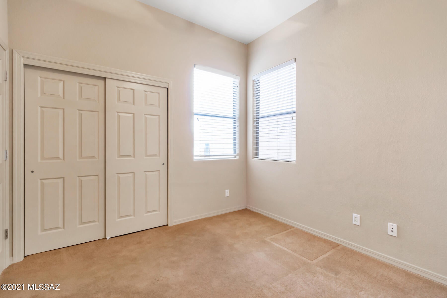 Rancho Del Lago (466-540) - Residential Lease