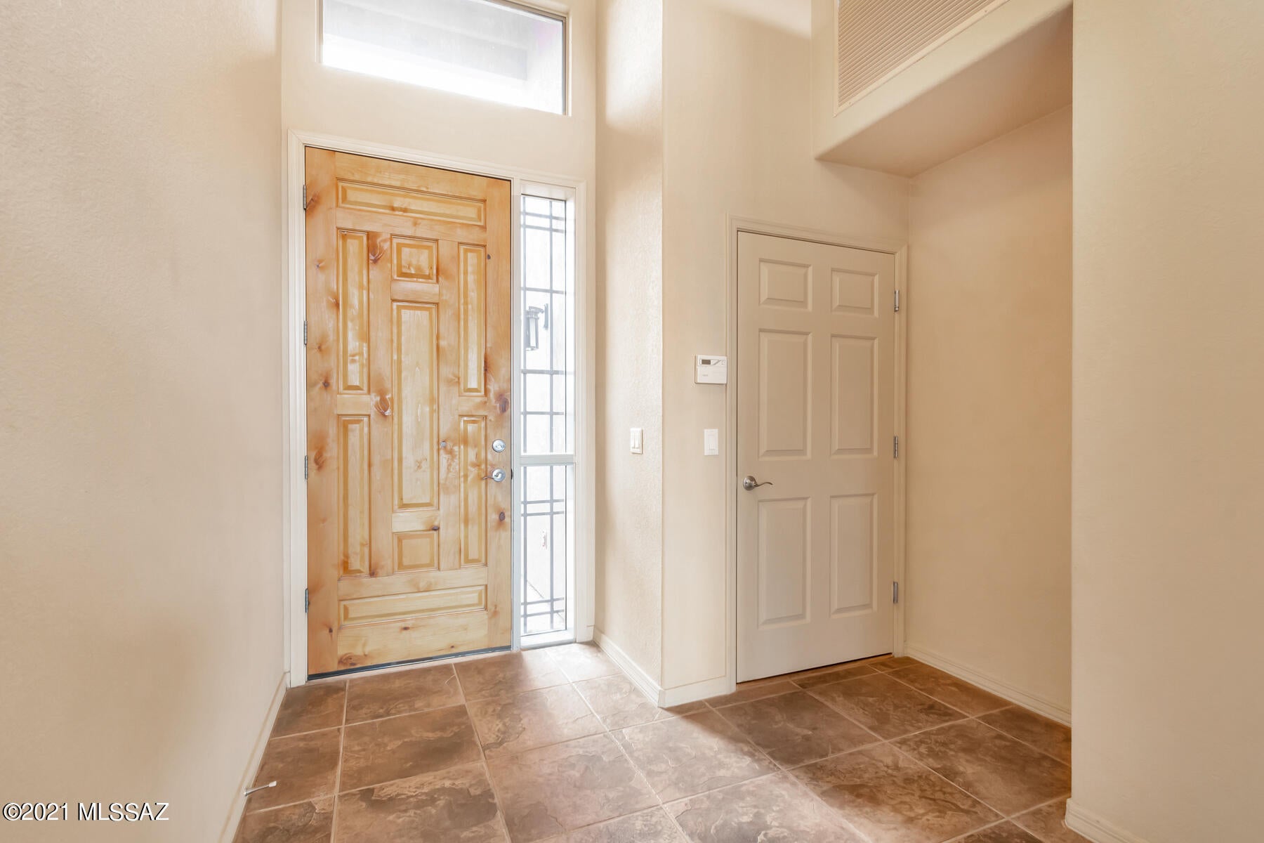 Rancho Del Lago (466-540) - Residential Lease