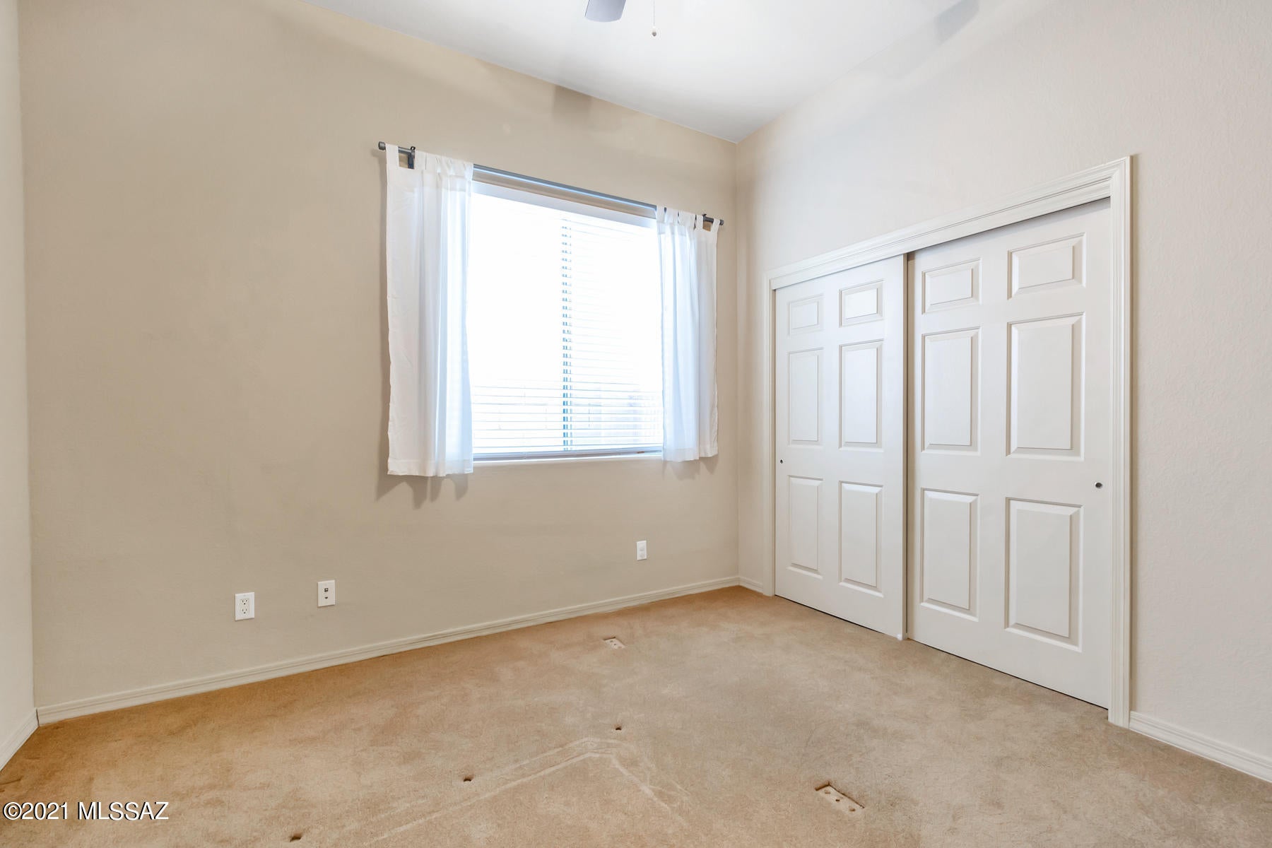 Rancho Del Lago (466-540) - Residential Lease