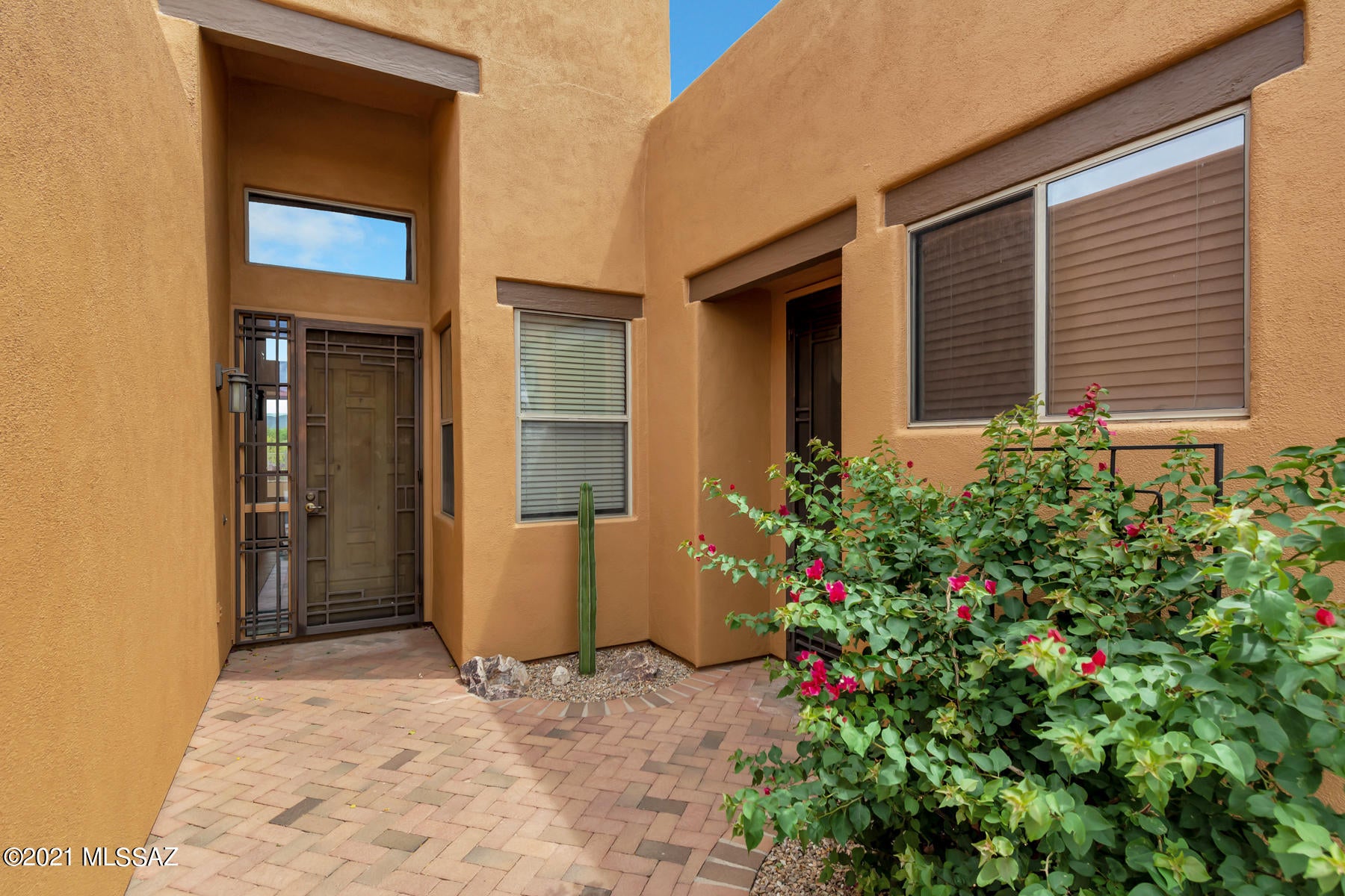 Rancho Del Lago (466-540) - Residential Lease