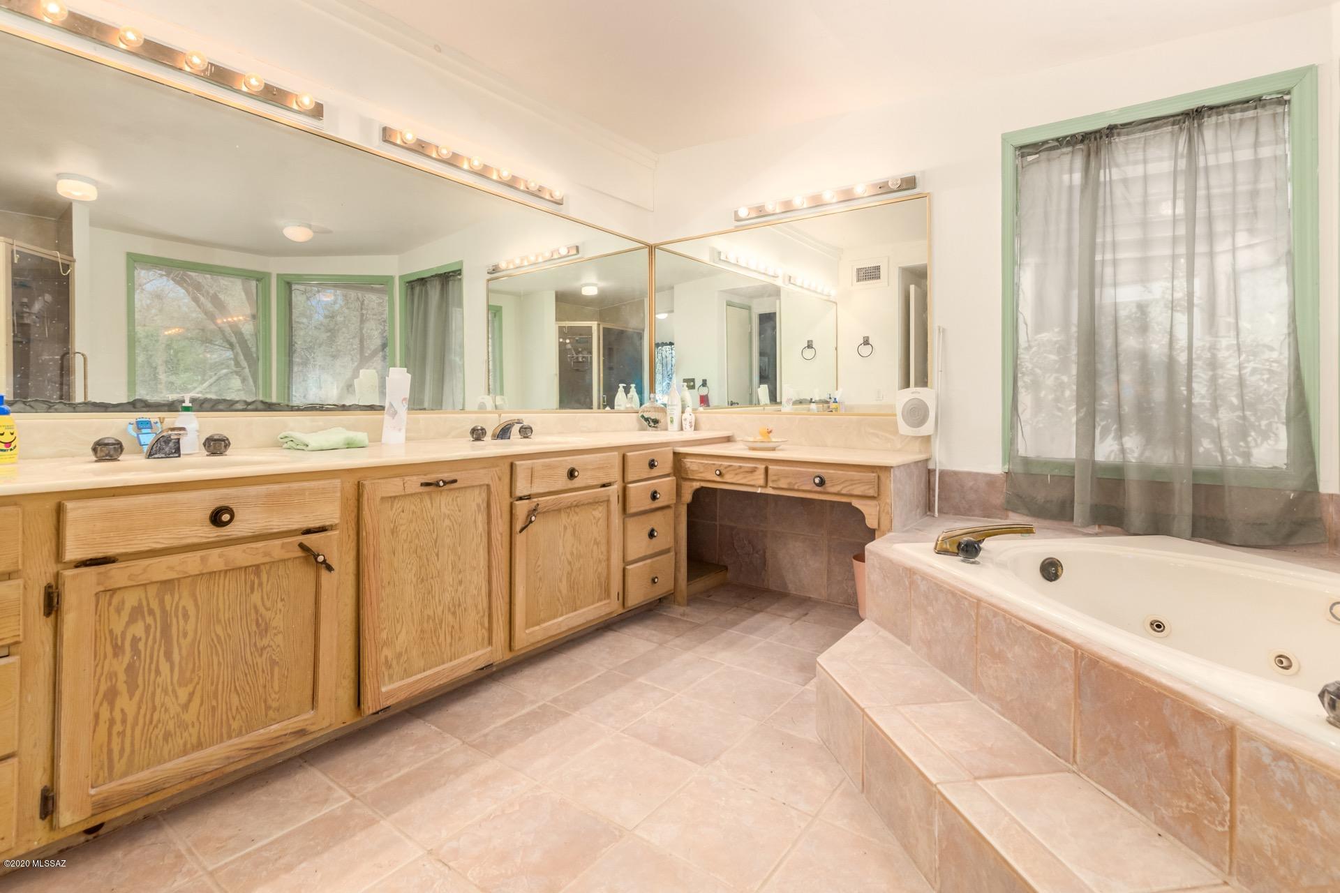 Tanque Verde Country Estates - Residential