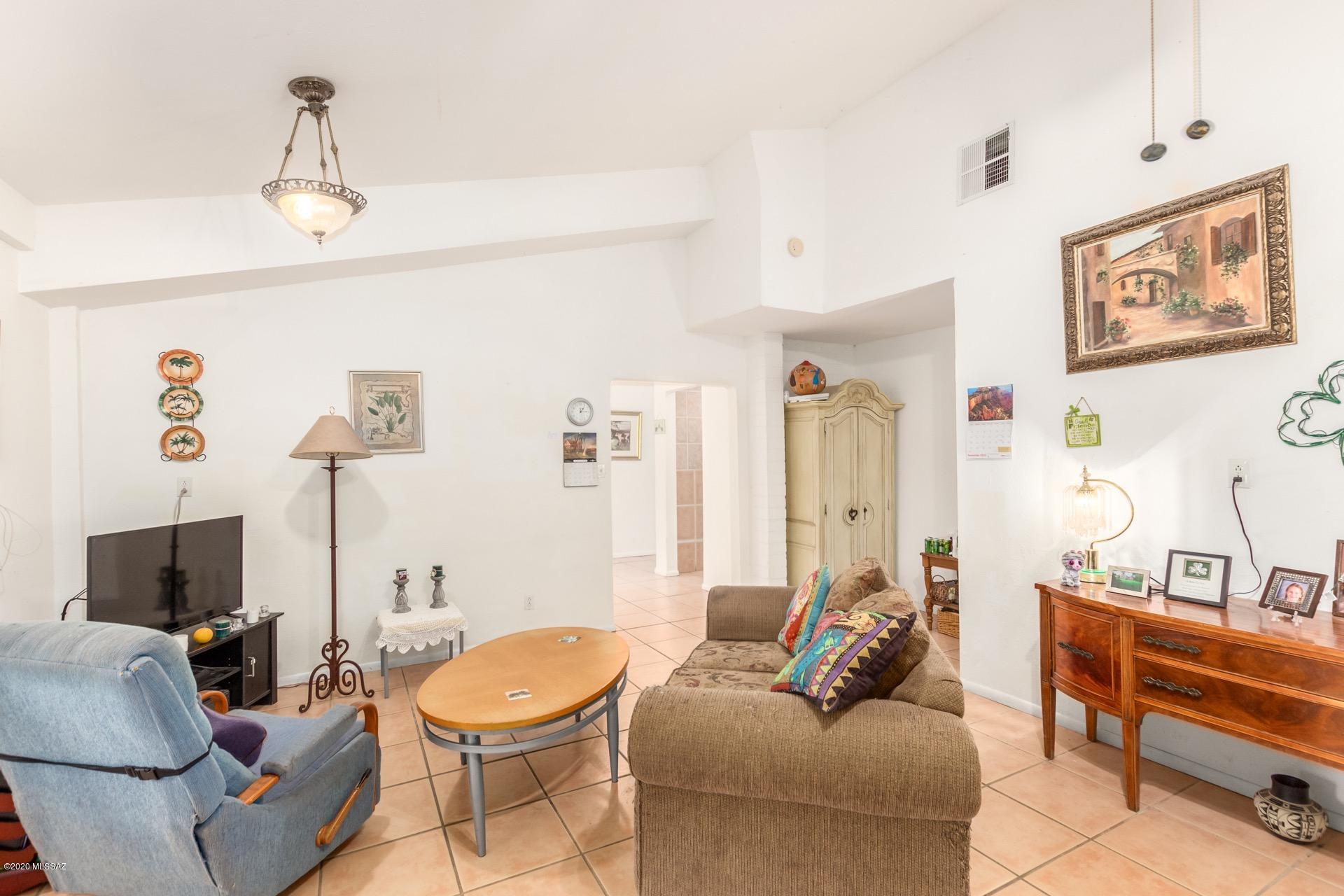 Tanque Verde Country Estates - Residential
