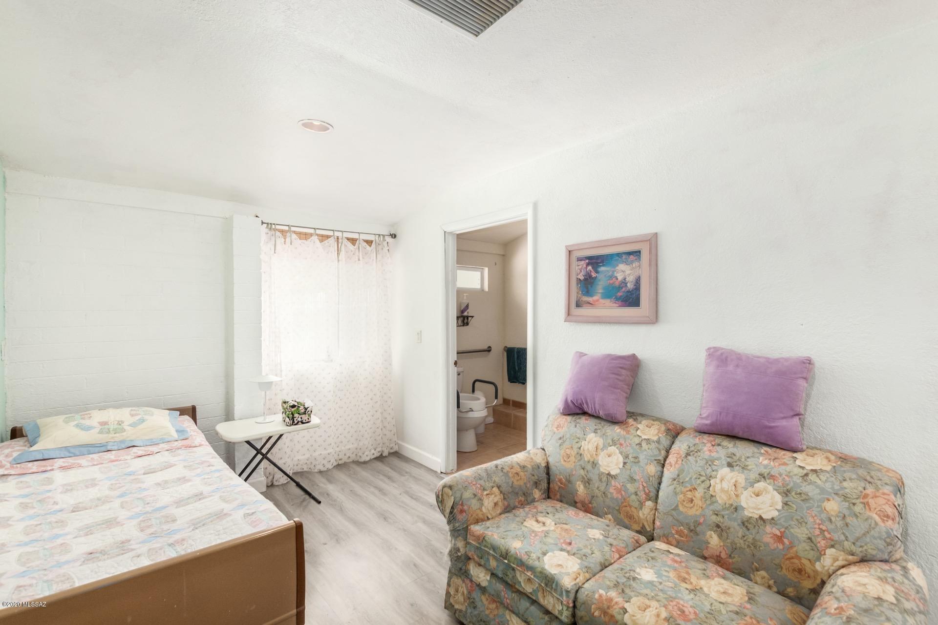 Tanque Verde Country Estates - Residential