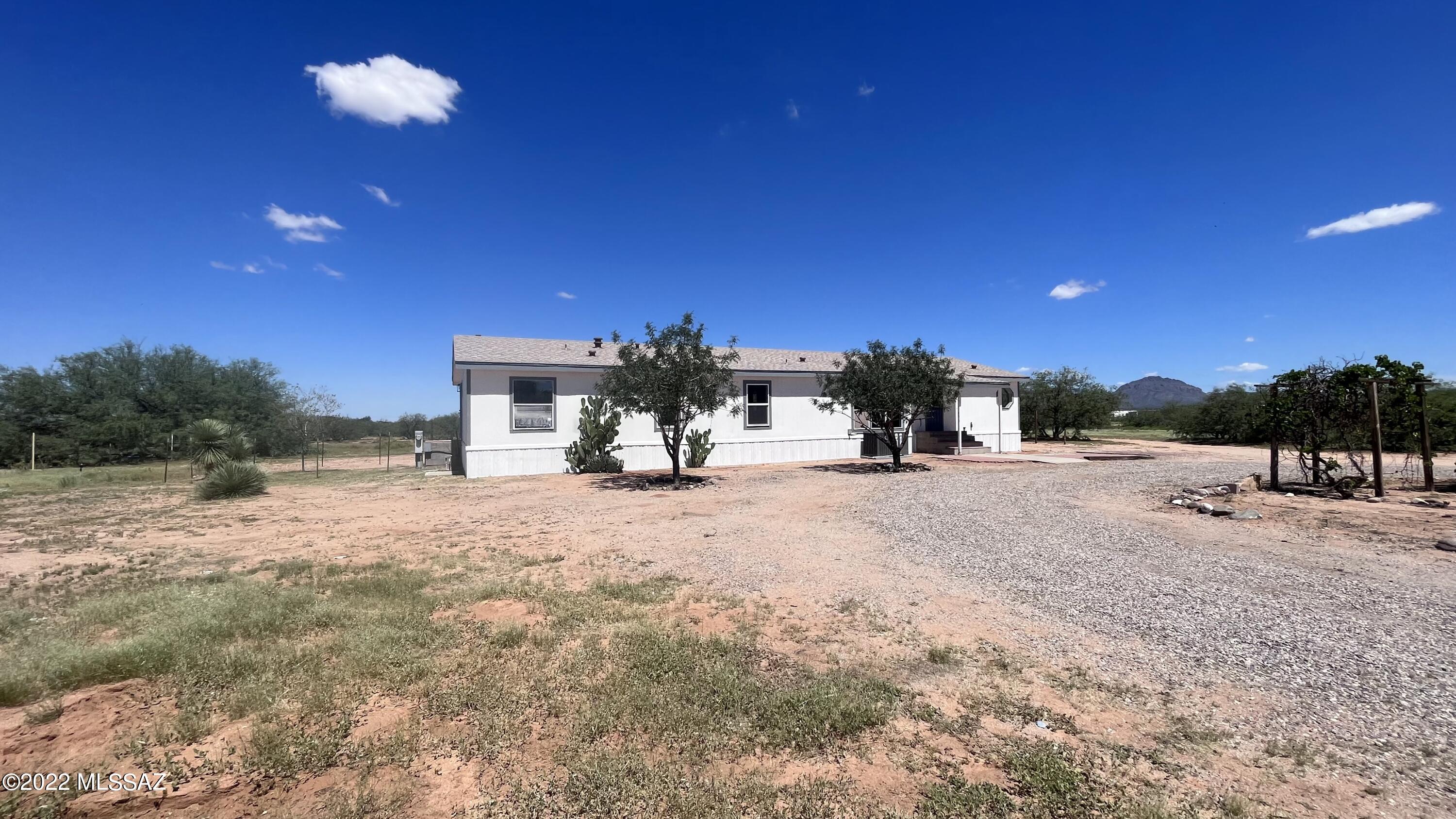 Seller will accept or counter offers between $275,000 and $350,000. Super spacious 4 bed 2 bath manufactured home on 4.13 acres