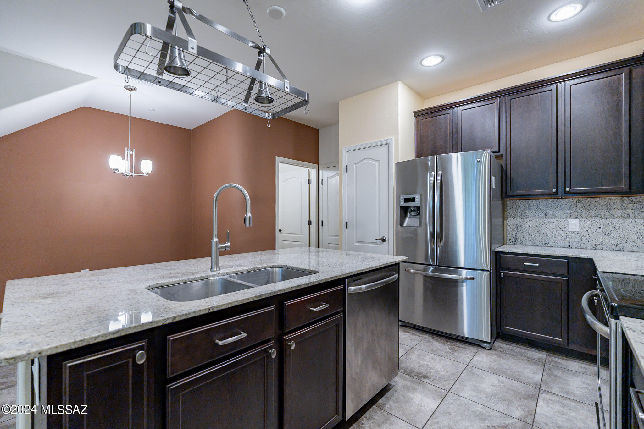 River Walk (1-140) - Residential