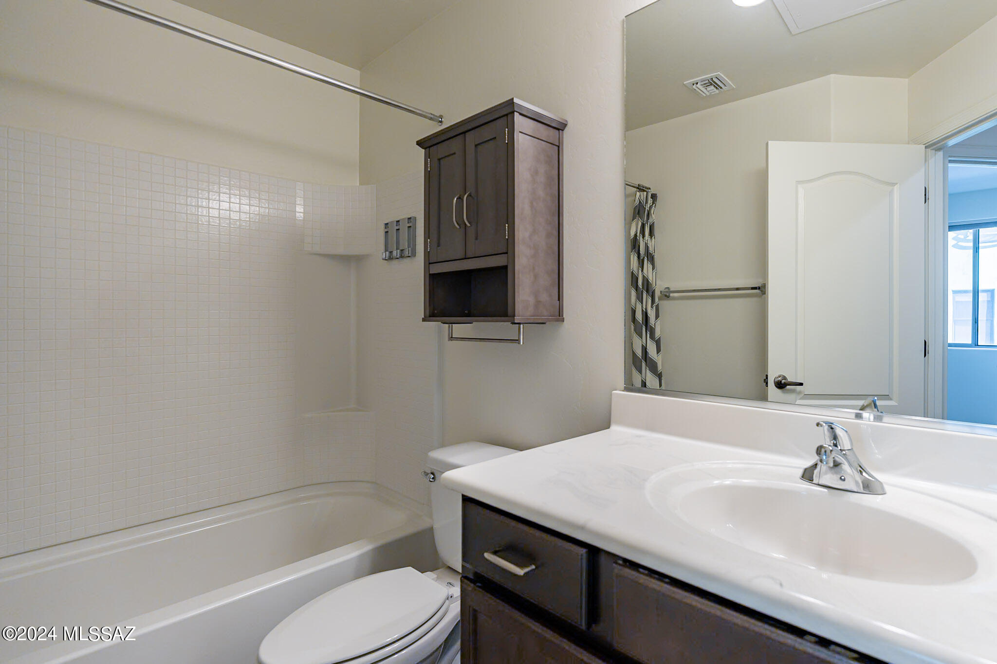 River Walk (1-140) - Residential