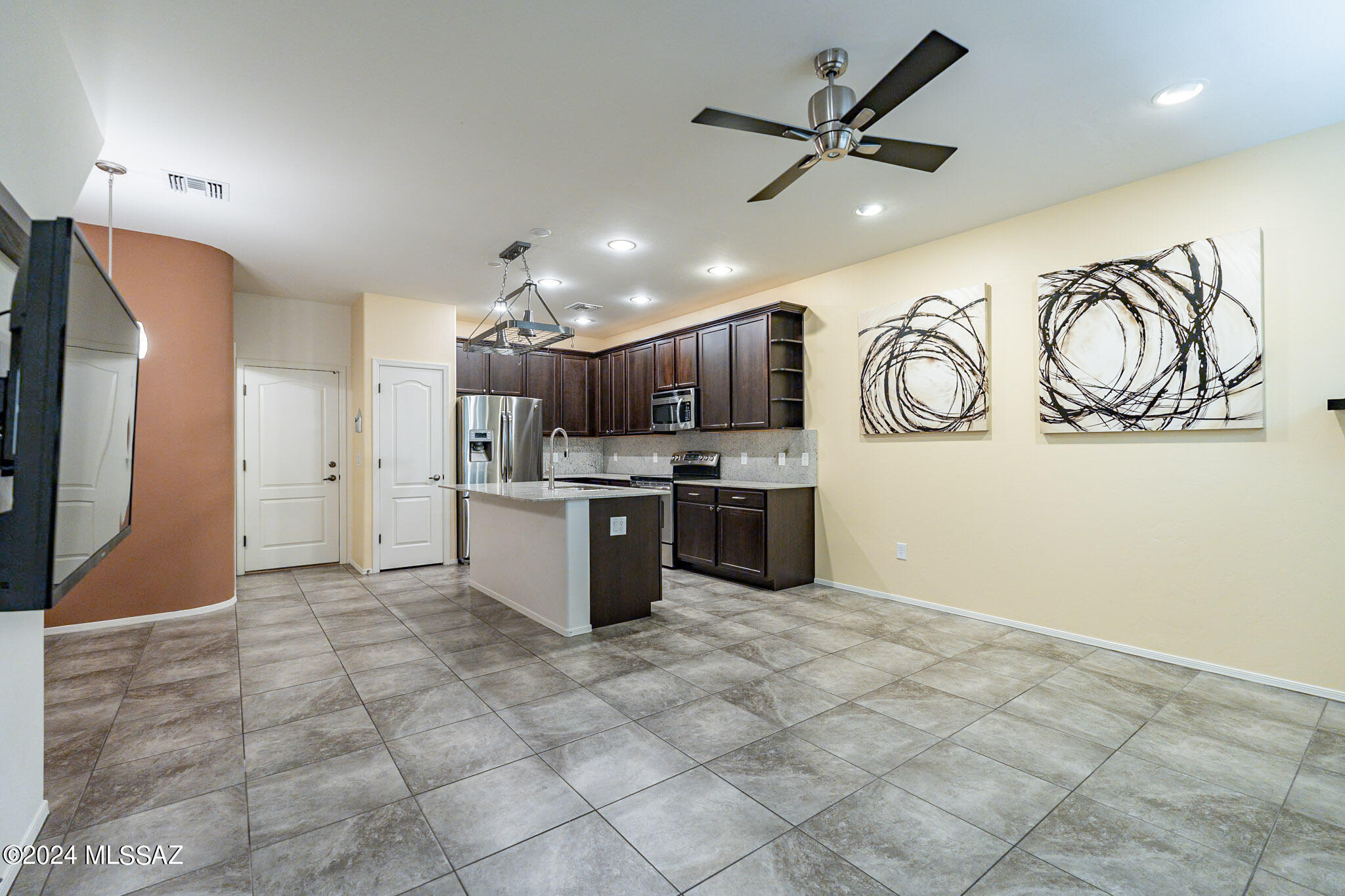 River Walk (1-140) - Residential