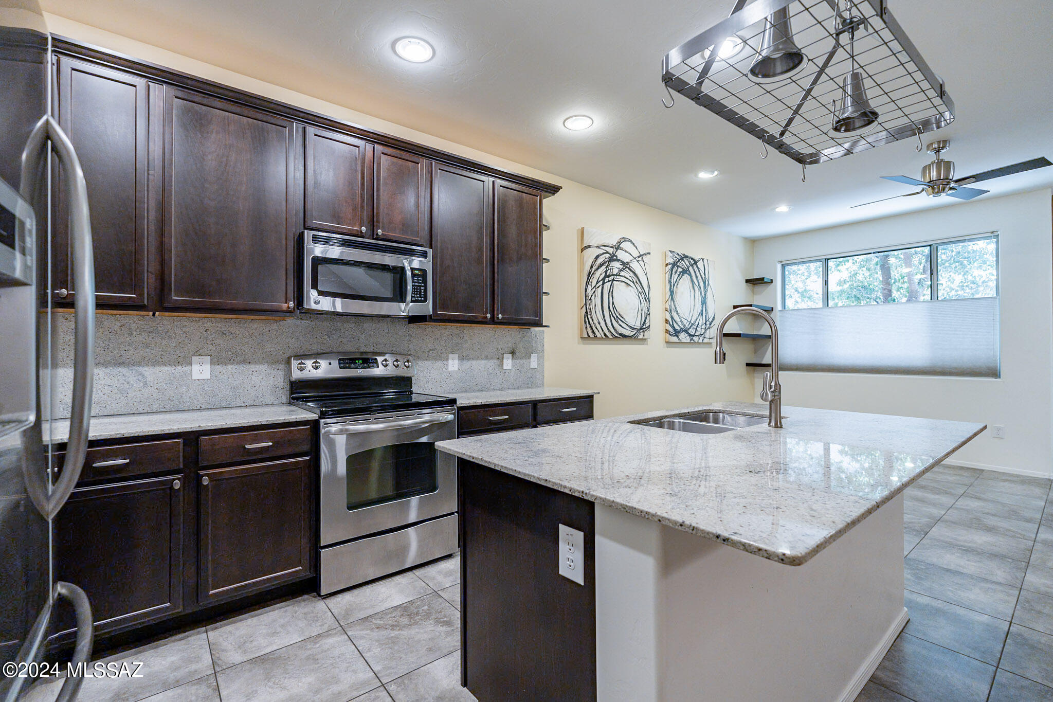 River Walk (1-140) - Residential