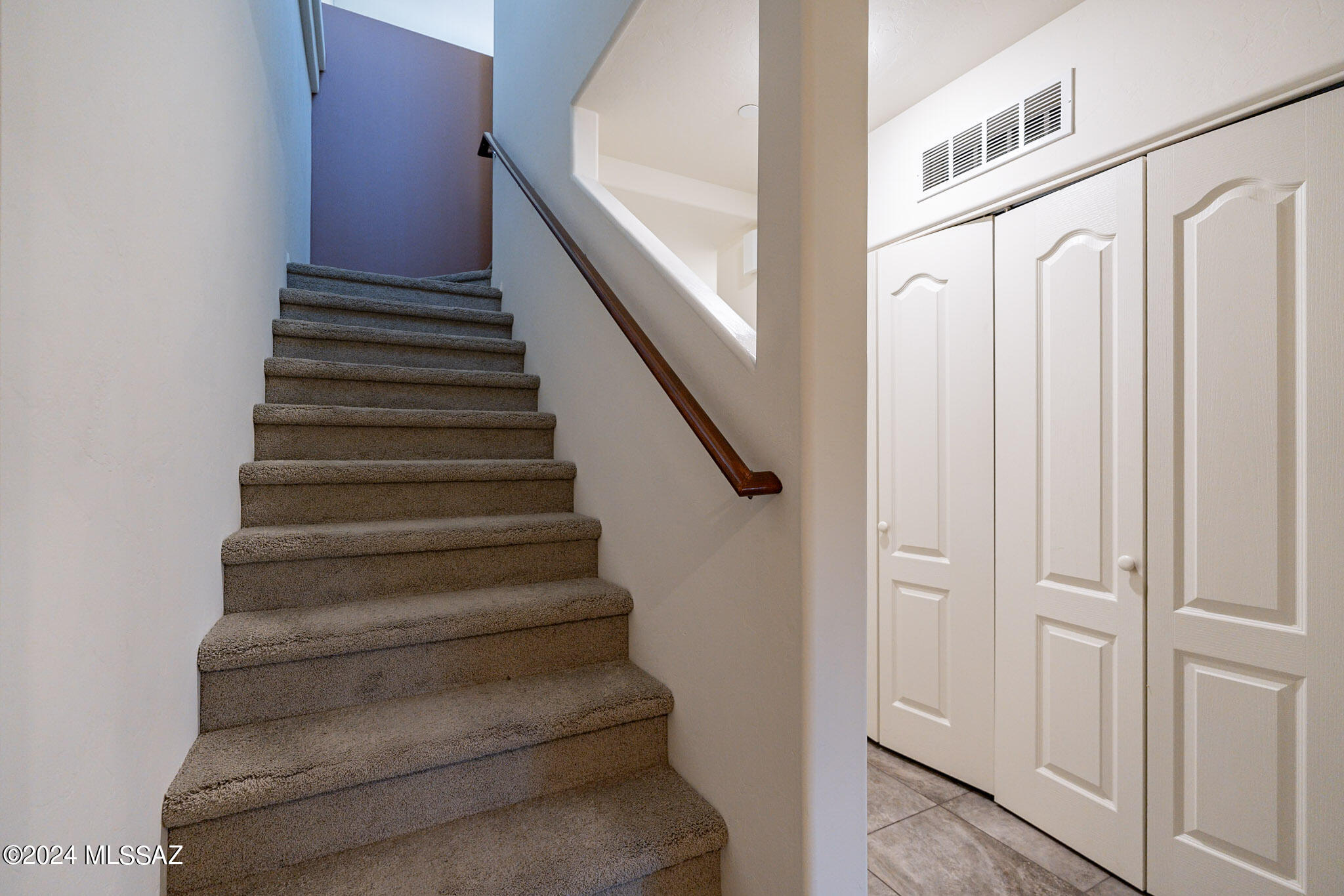 River Walk (1-140) - Residential