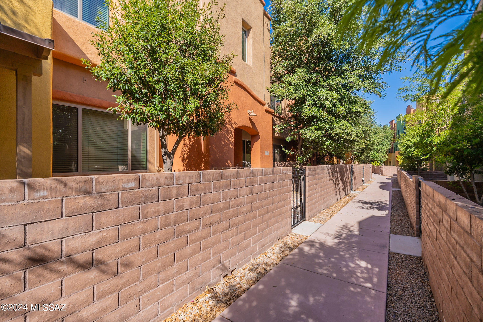 River Walk (1-140) - Residential