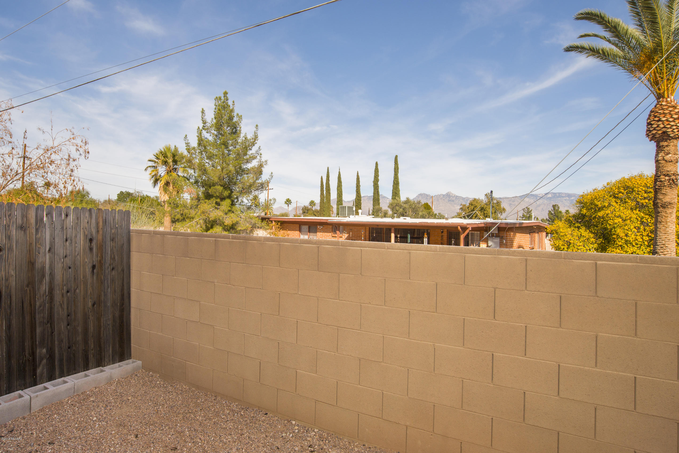 Dos Tiburones Townhouses (1-34) - Residential