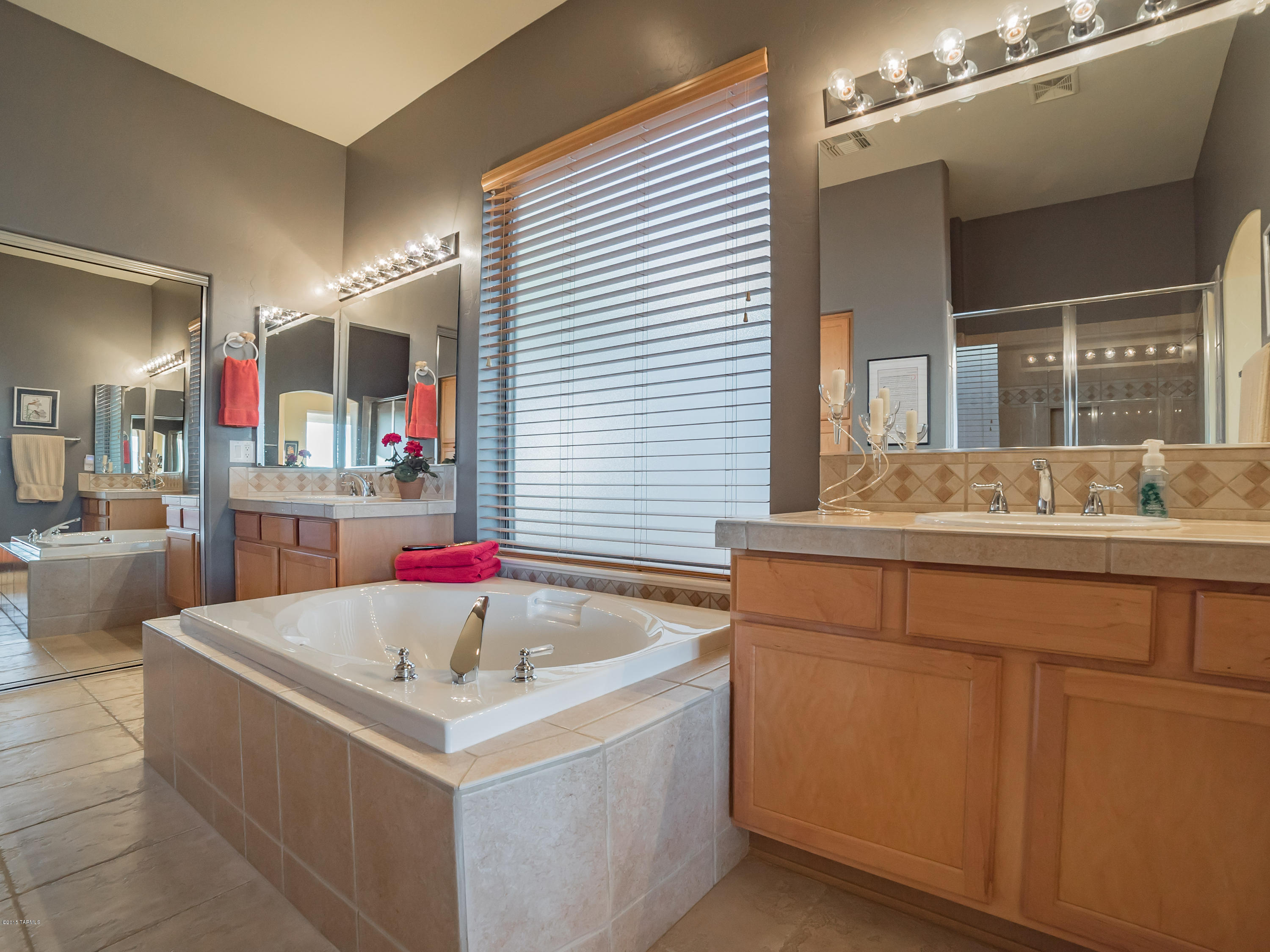Saddlebrooke - Residential