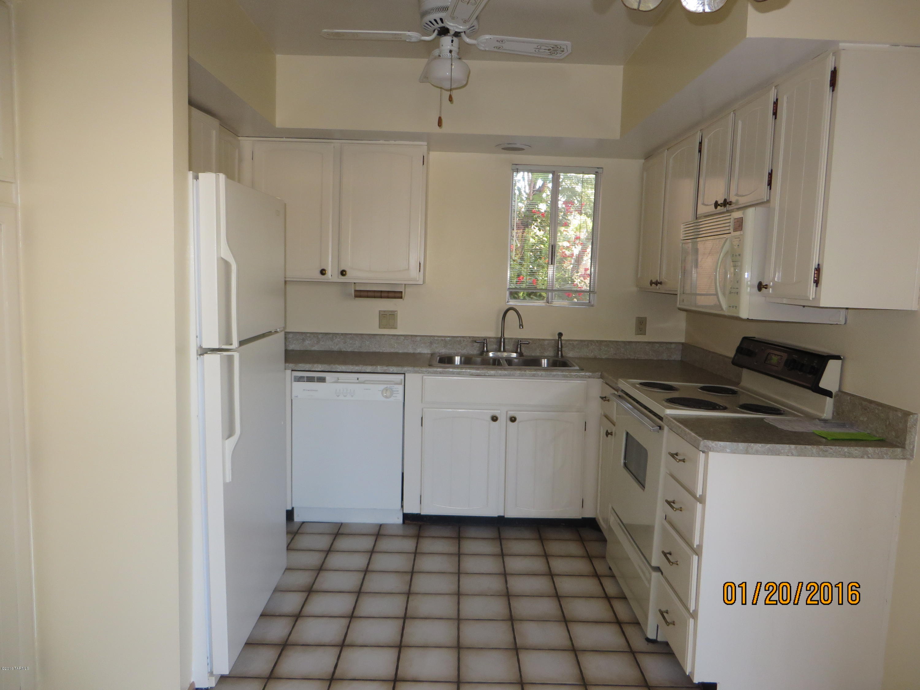 La Casita Foothills Estates (1-25) - Residential Lease