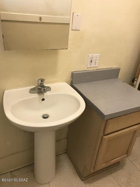 Buells Add - Residential Lease