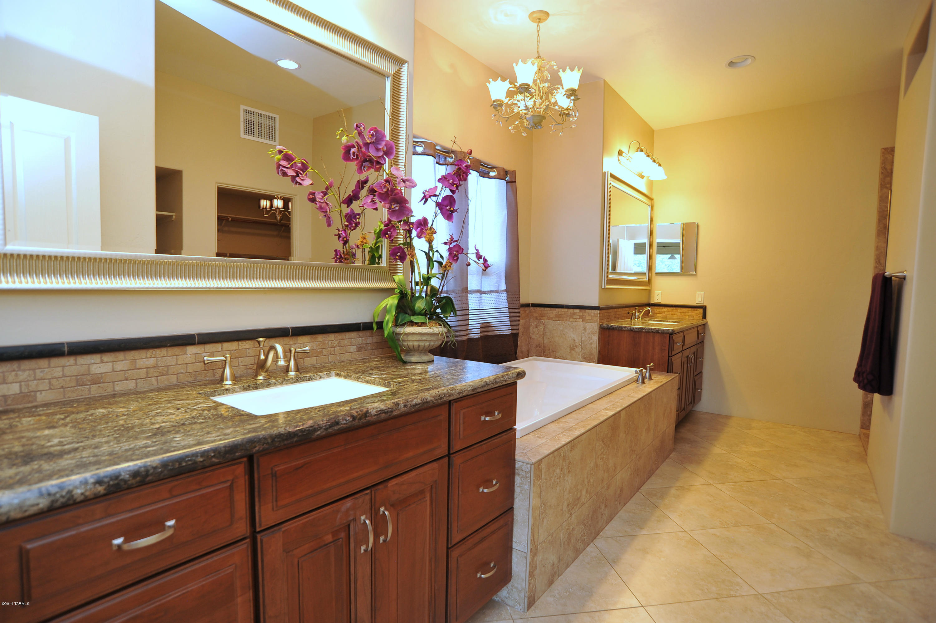 Canada Del Oro Estates - Residential