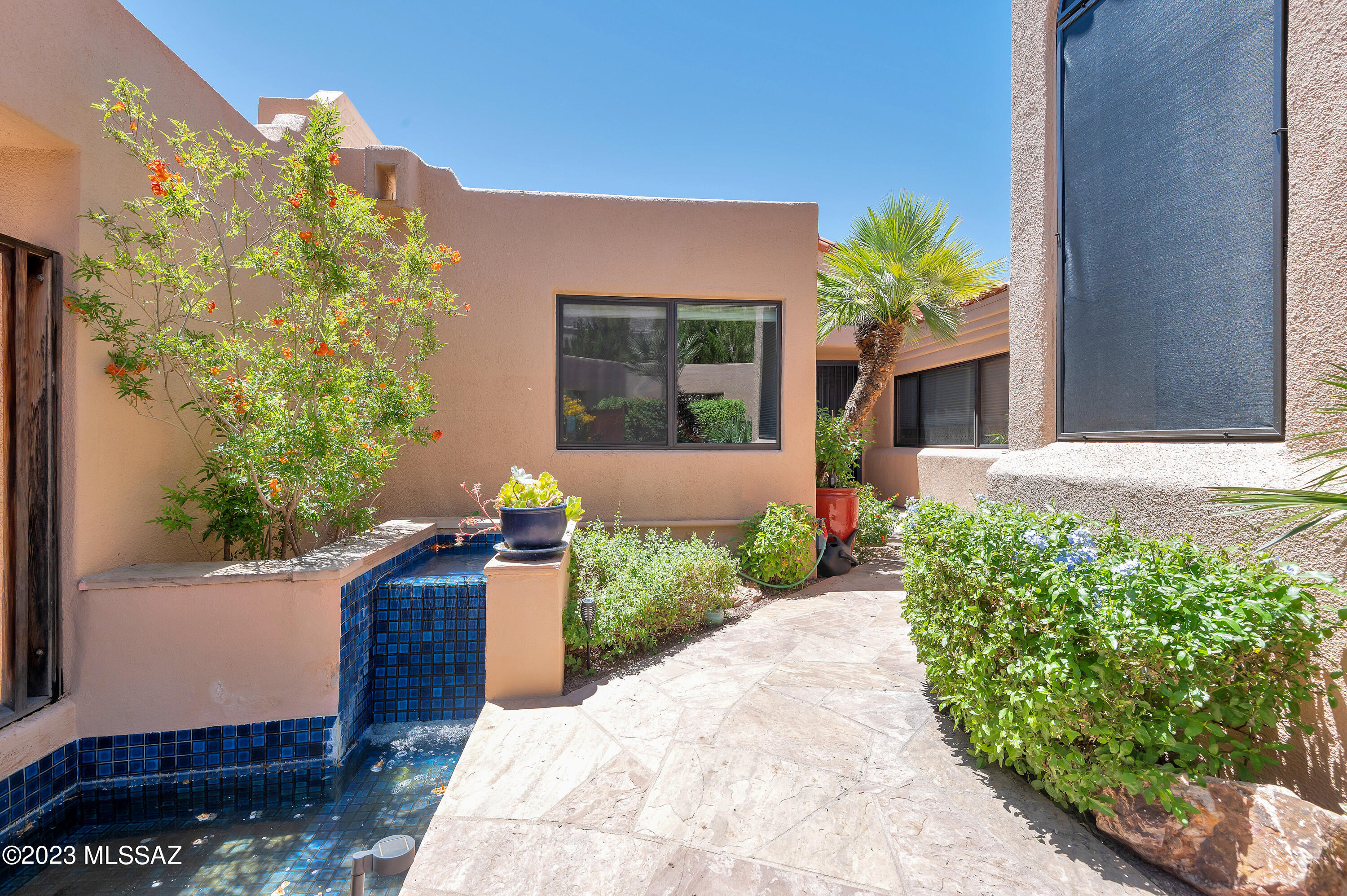 Finisterra II (211-302) - Residential