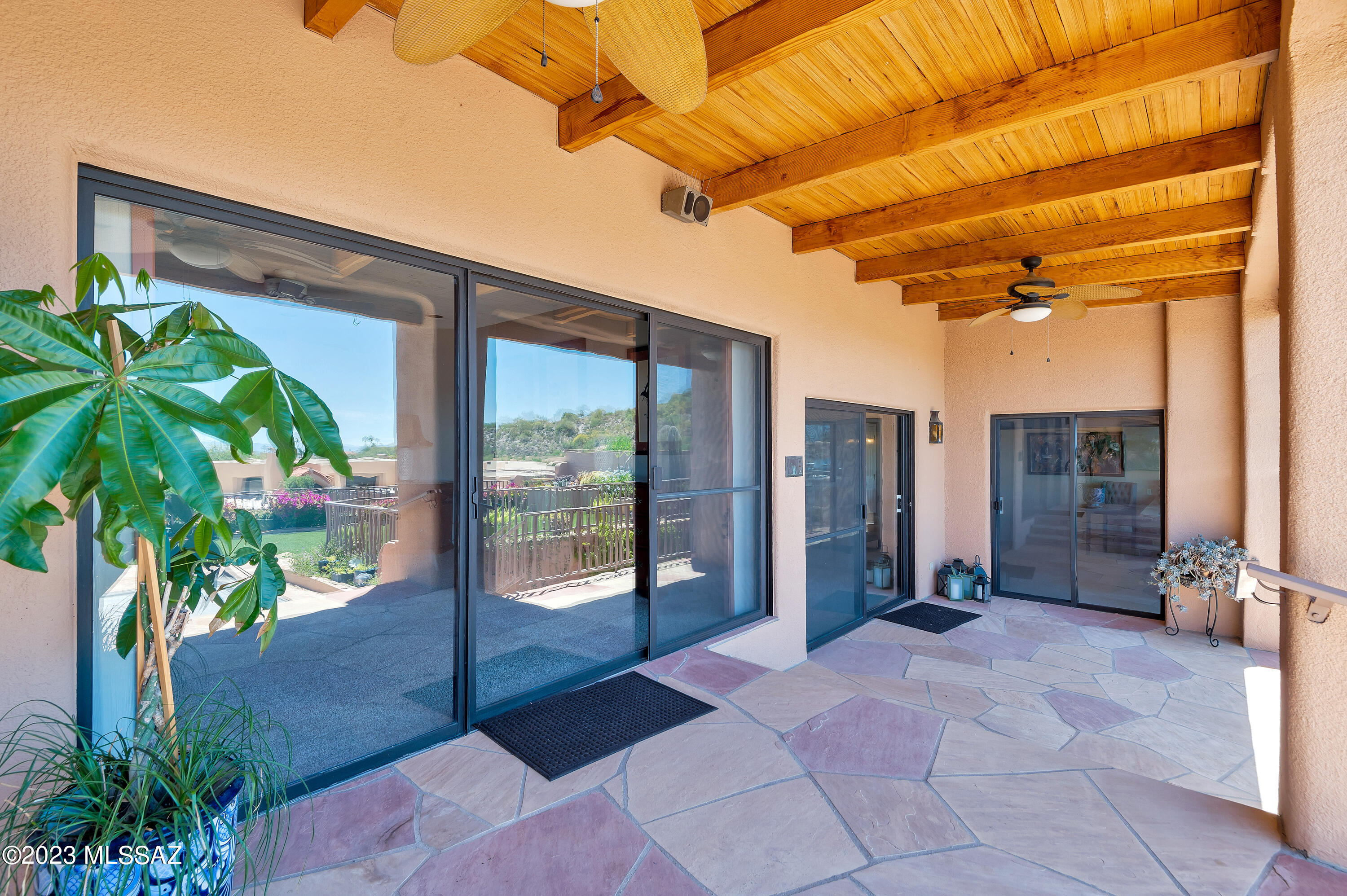 Finisterra II (211-302) - Residential