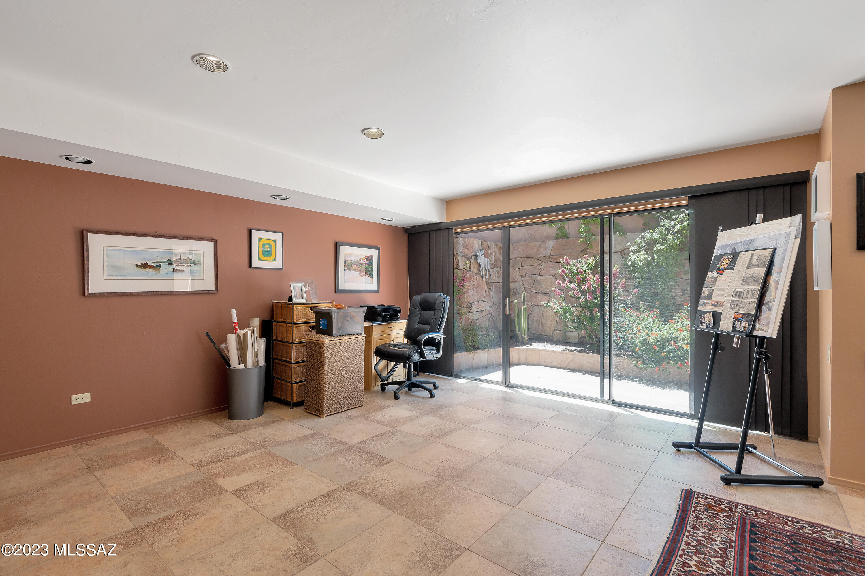 Finisterra II (211-302) - Residential