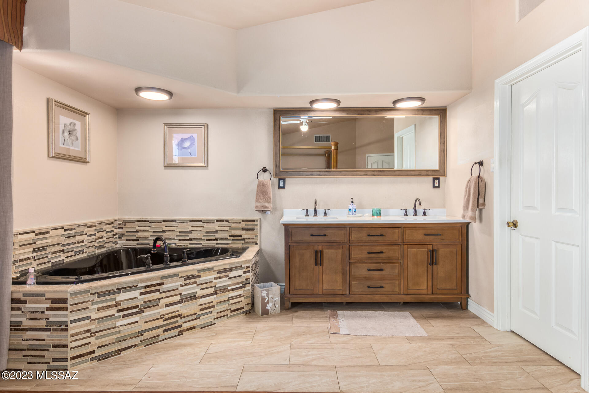 Rancho Del Cerro (1-179) - Residential