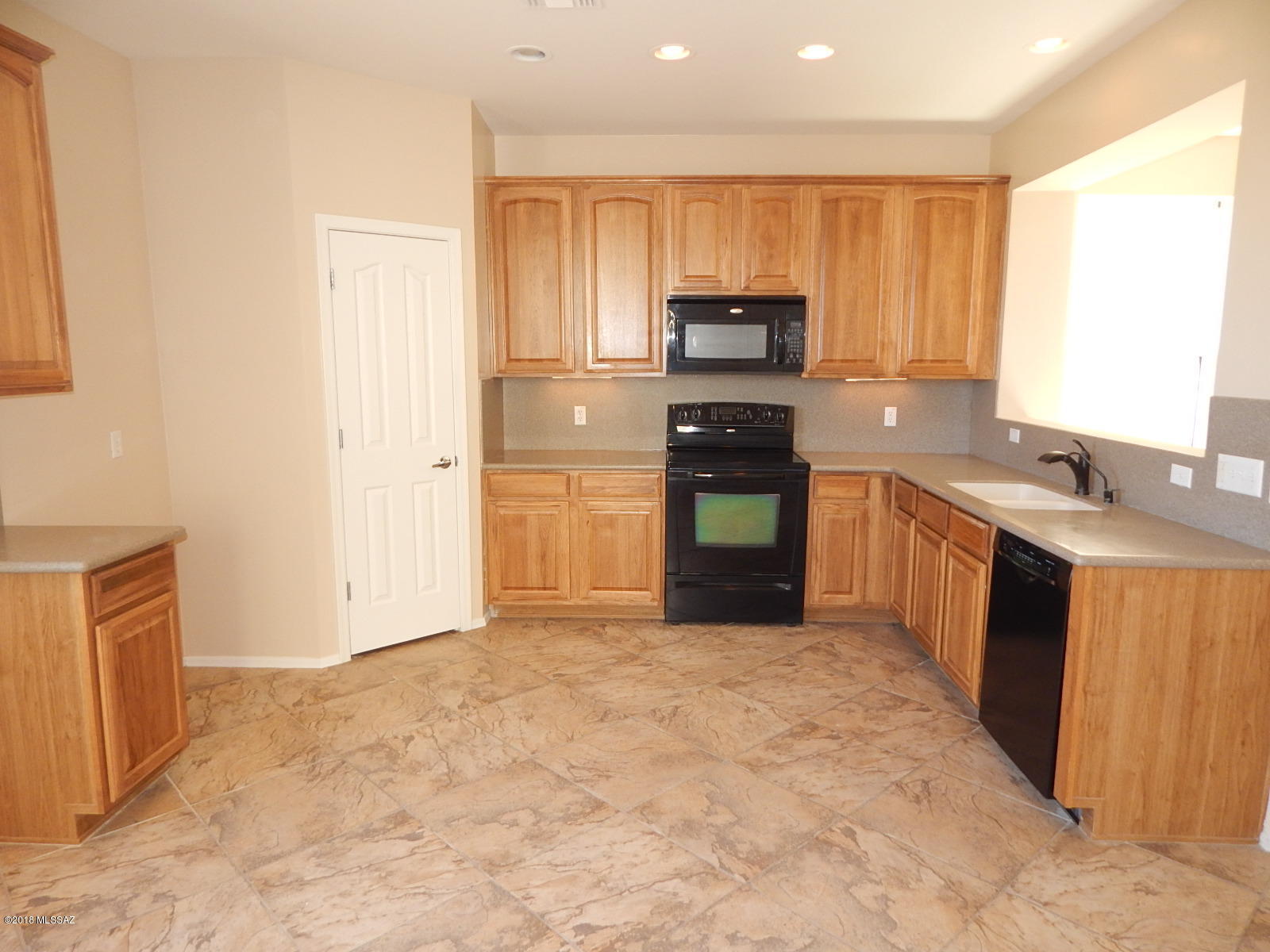 Pantano Overlook - Residential