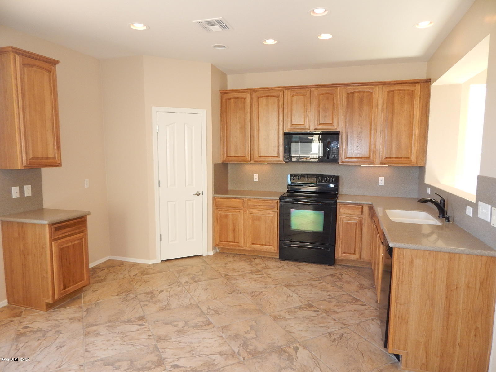 Pantano Overlook - Residential
