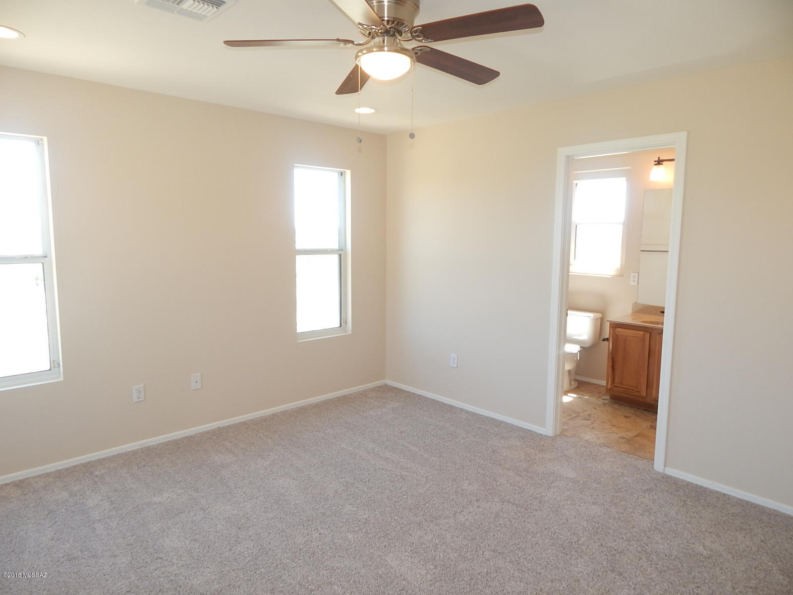Pantano Overlook - Residential