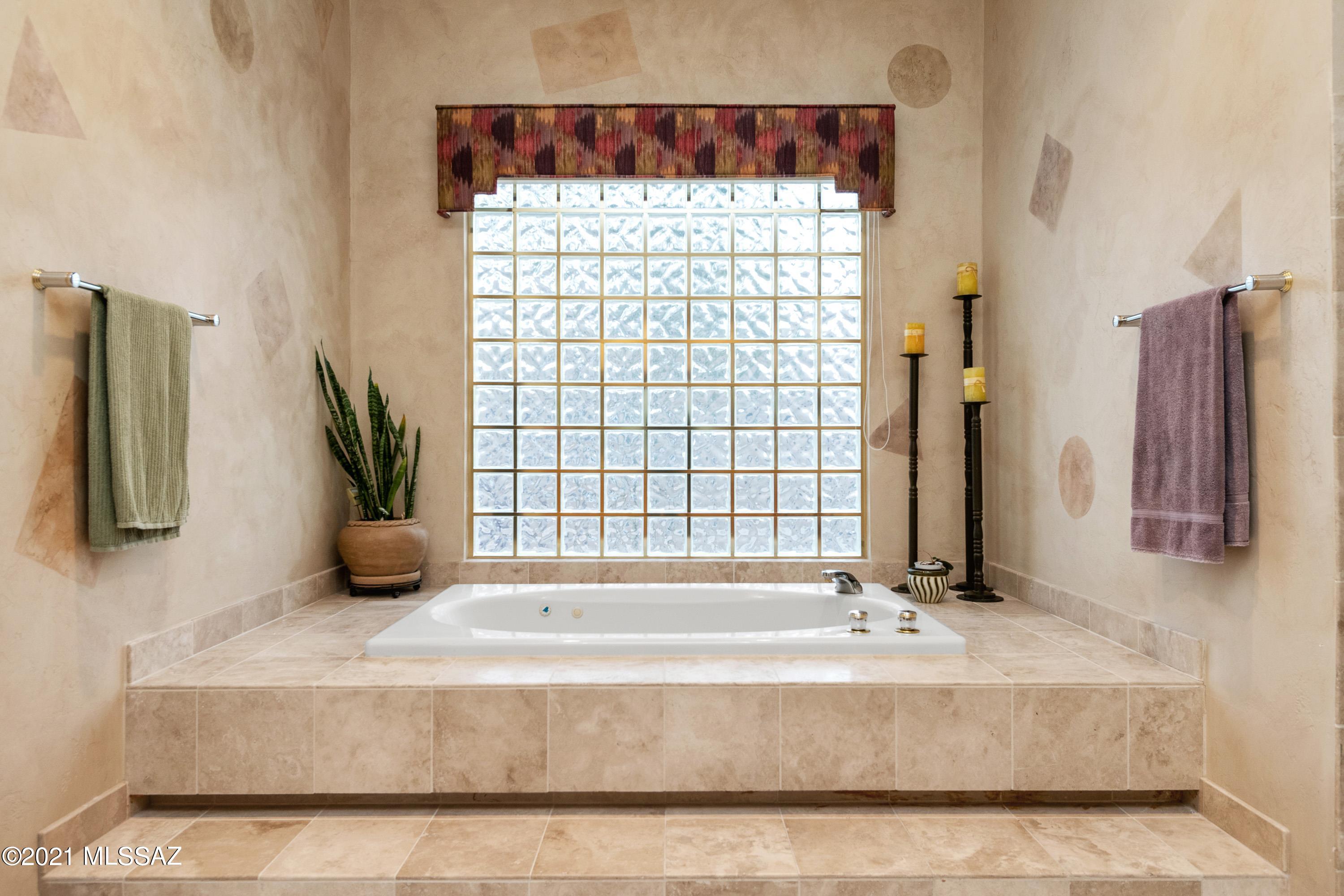 Ventana Canyon Estates (149-178) - Residential