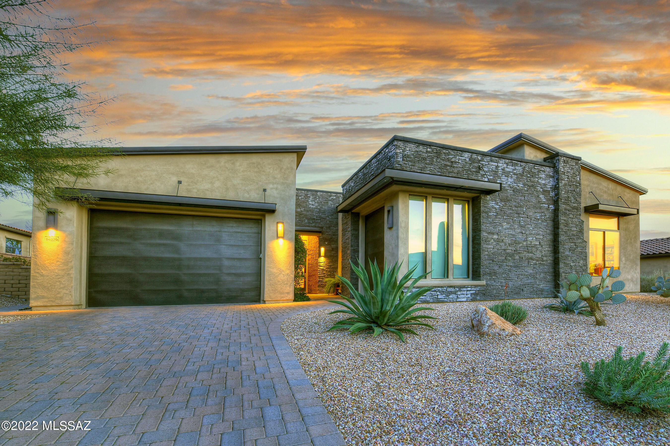 Los Saguaros At Dove Mountain SQ20121640199 - Residential