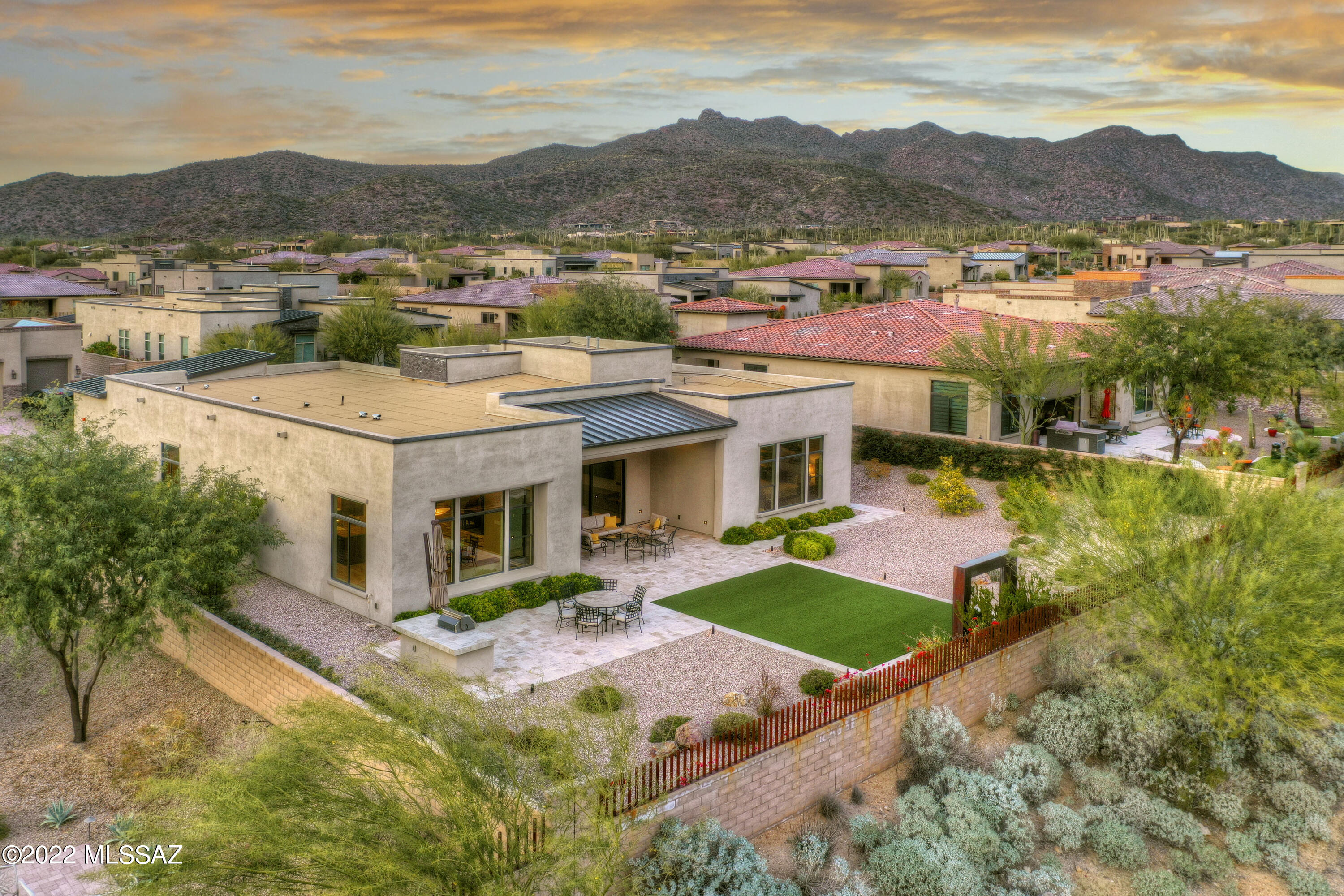 Los Saguaros At Dove Mountain SQ20121640199 - Residential
