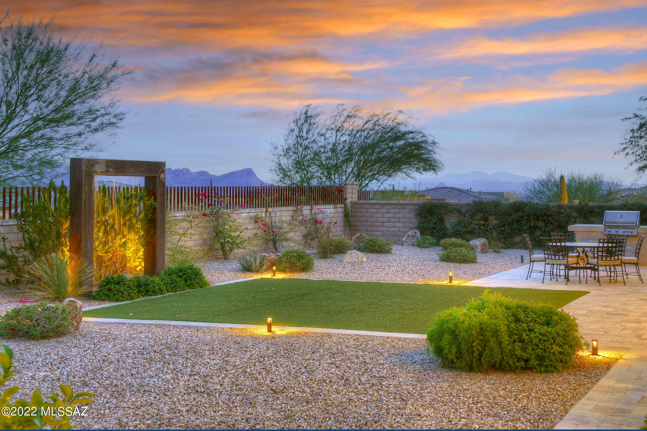 Los Saguaros At Dove Mountain SQ20121640199 - Residential
