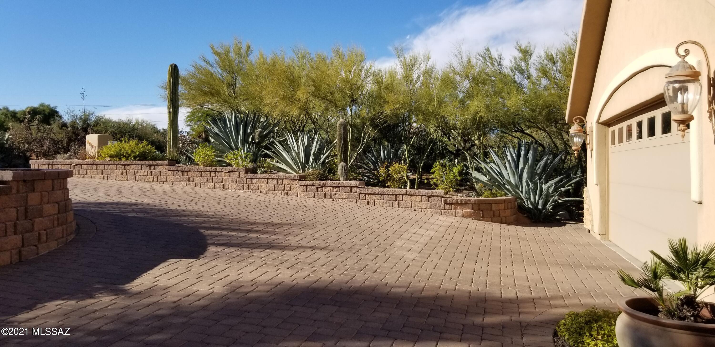 Tangerine Hills - Residential