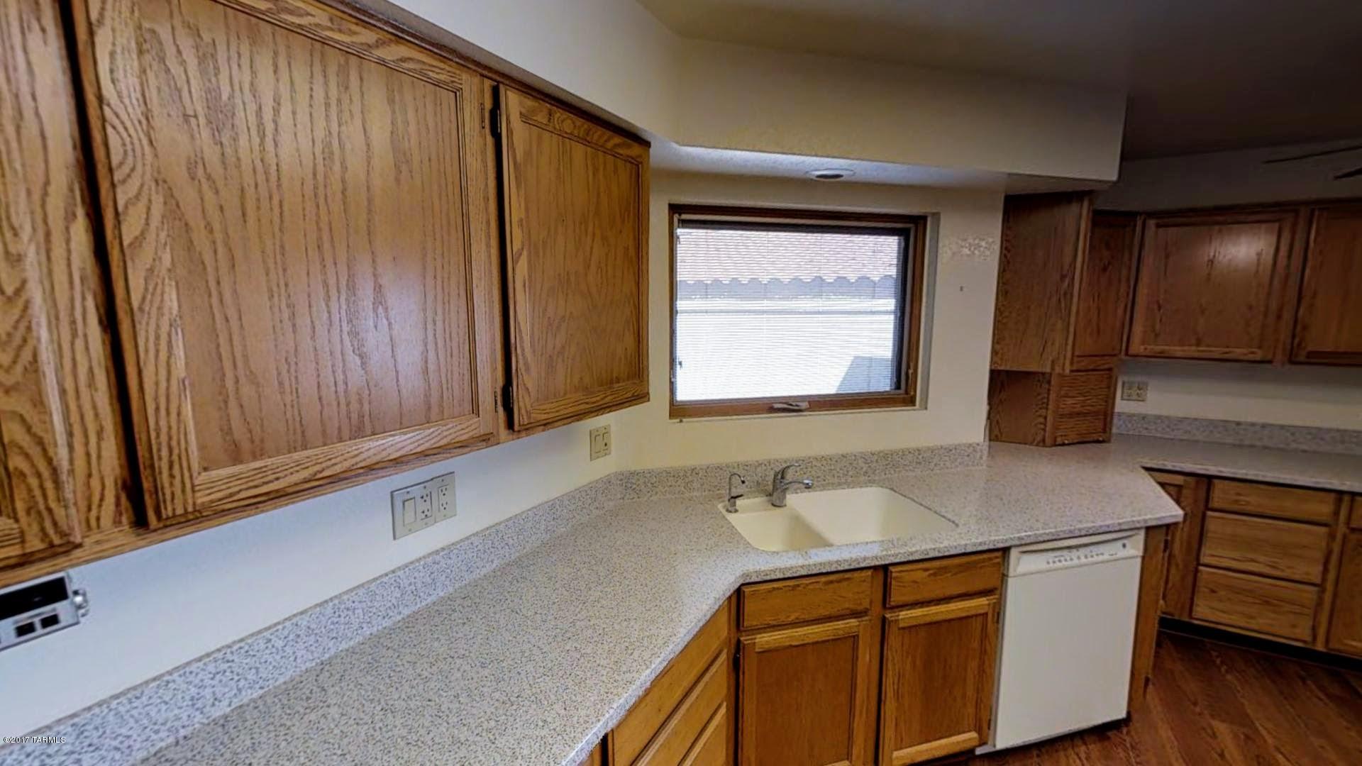 Valle Del Oro Townhomes (1-90) - Residential