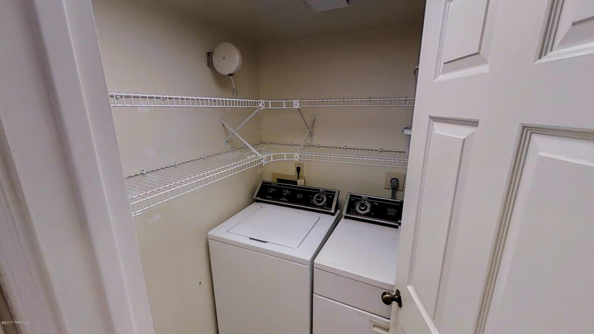 Valle Del Oro Townhomes (1-90) - Residential