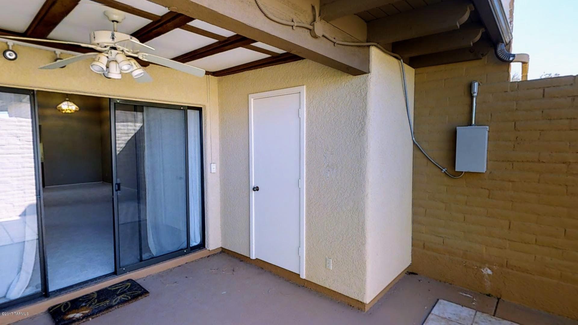 Valle Del Oro Townhomes (1-90) - Residential
