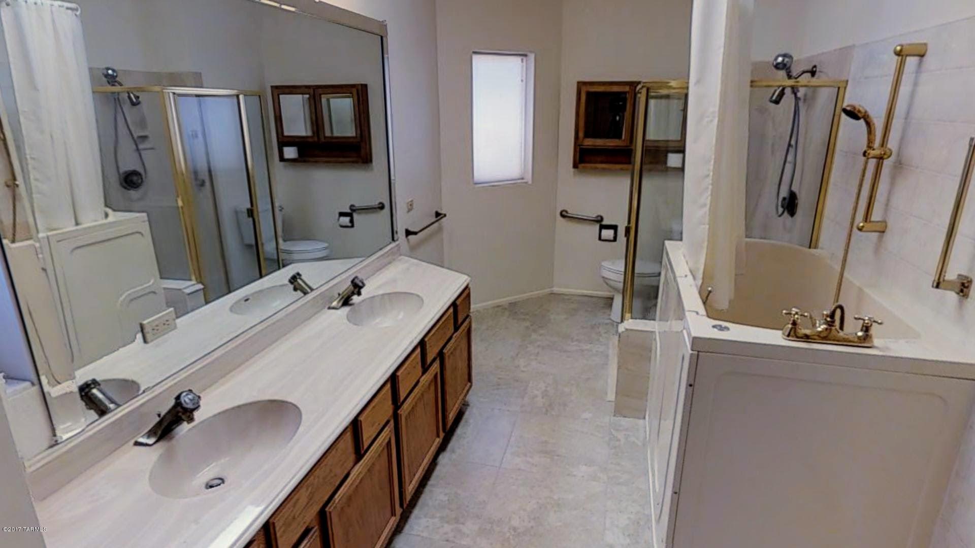 Valle Del Oro Townhomes (1-90) - Residential