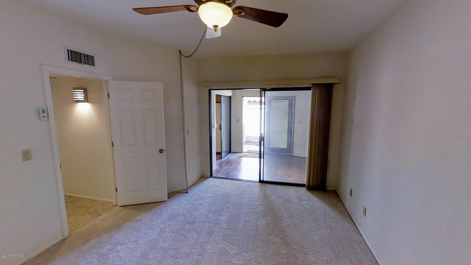 Valle Del Oro Townhomes (1-90) - Residential