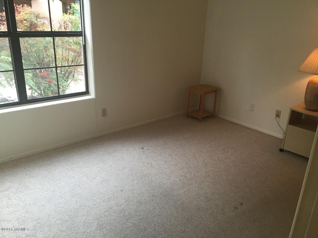 Ventana De Sabino North (1-127) - Residential