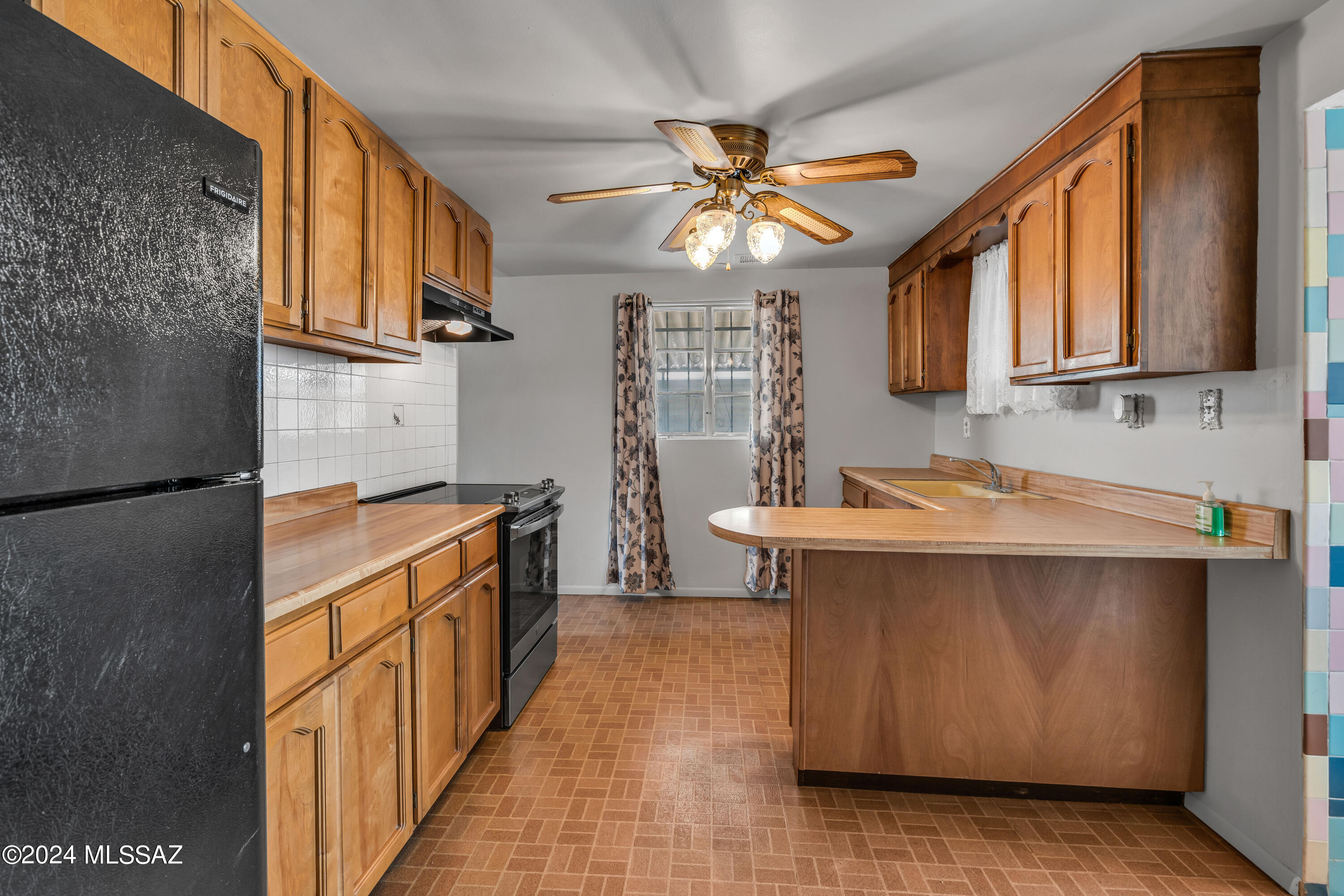 El Rio Acres - Residential