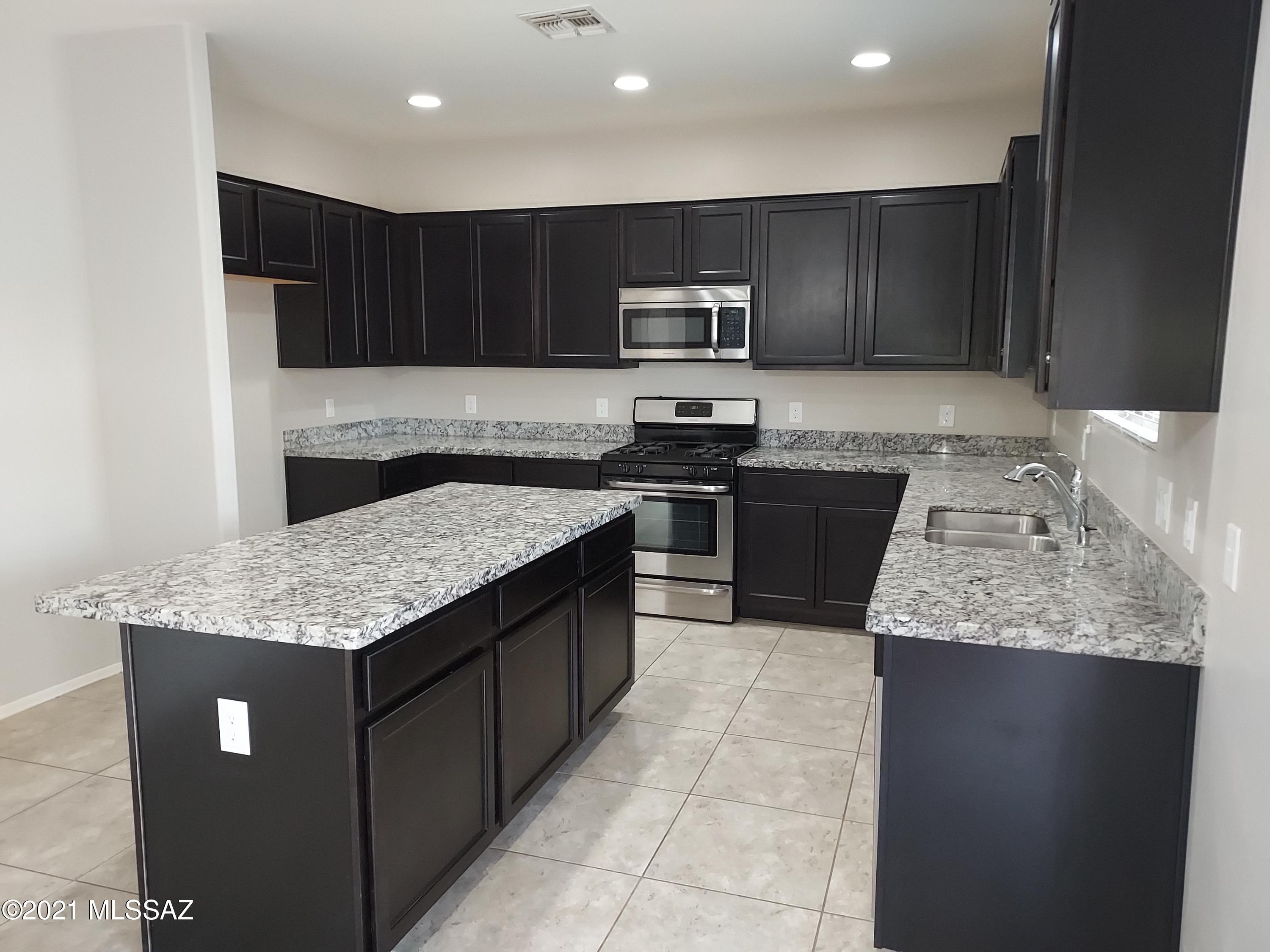 Saguaro Springs Block 4 (400-611) - Residential