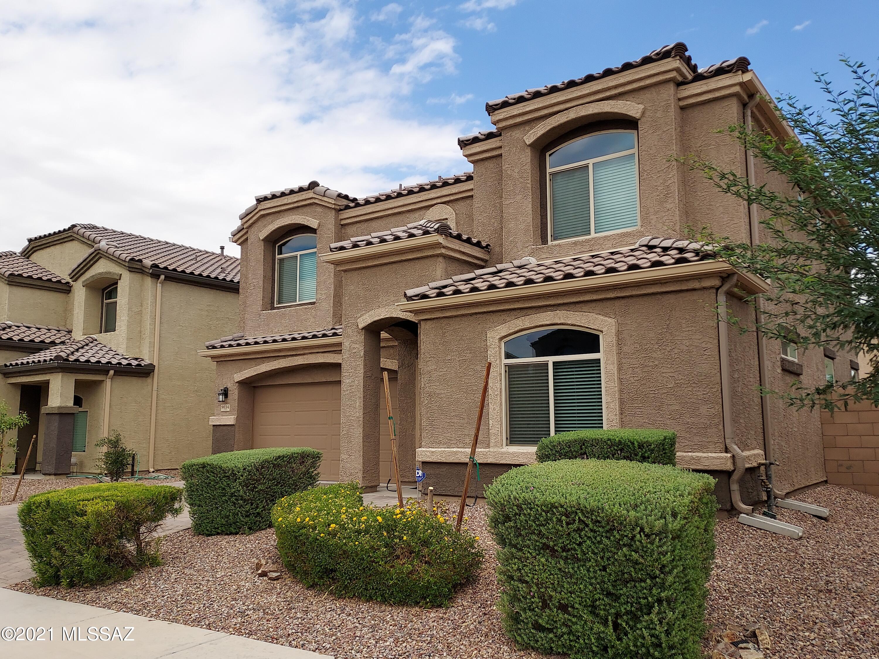 Beautiful 4 bedroom plus loft home in master planned community Saguaro Bloom
The kitchen features stainless steel appliances, granite countertops and a large walk-in pantry. Guest BR and full BA located on main level, 9ft ceilings throughout with a large open family room! Second level boasts a loft, full bathroom with dual vanity, hallway that looks over the family room and master suite w/deep walk-in closet & dual vanity.  Conveniently located to I-10 and shopping.