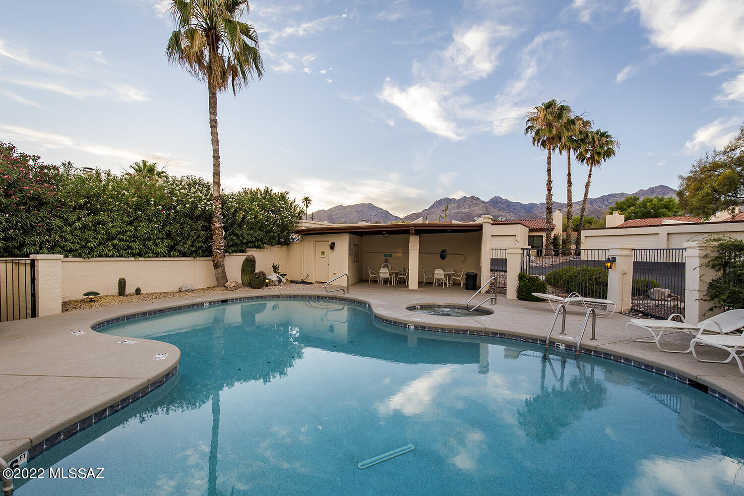 Sabino Sunrise Townhomes II (1-45) - Residential