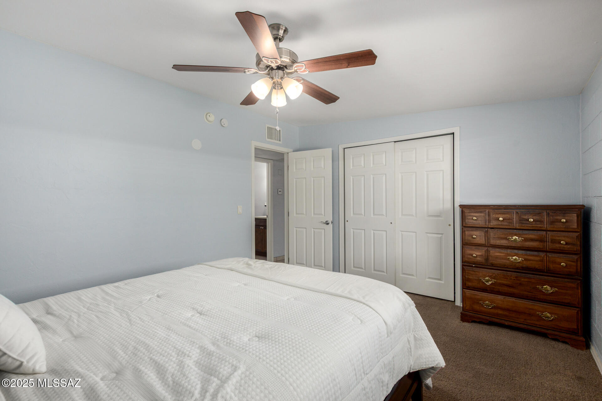 Columbus Park Condominiums (1-60) - Residential