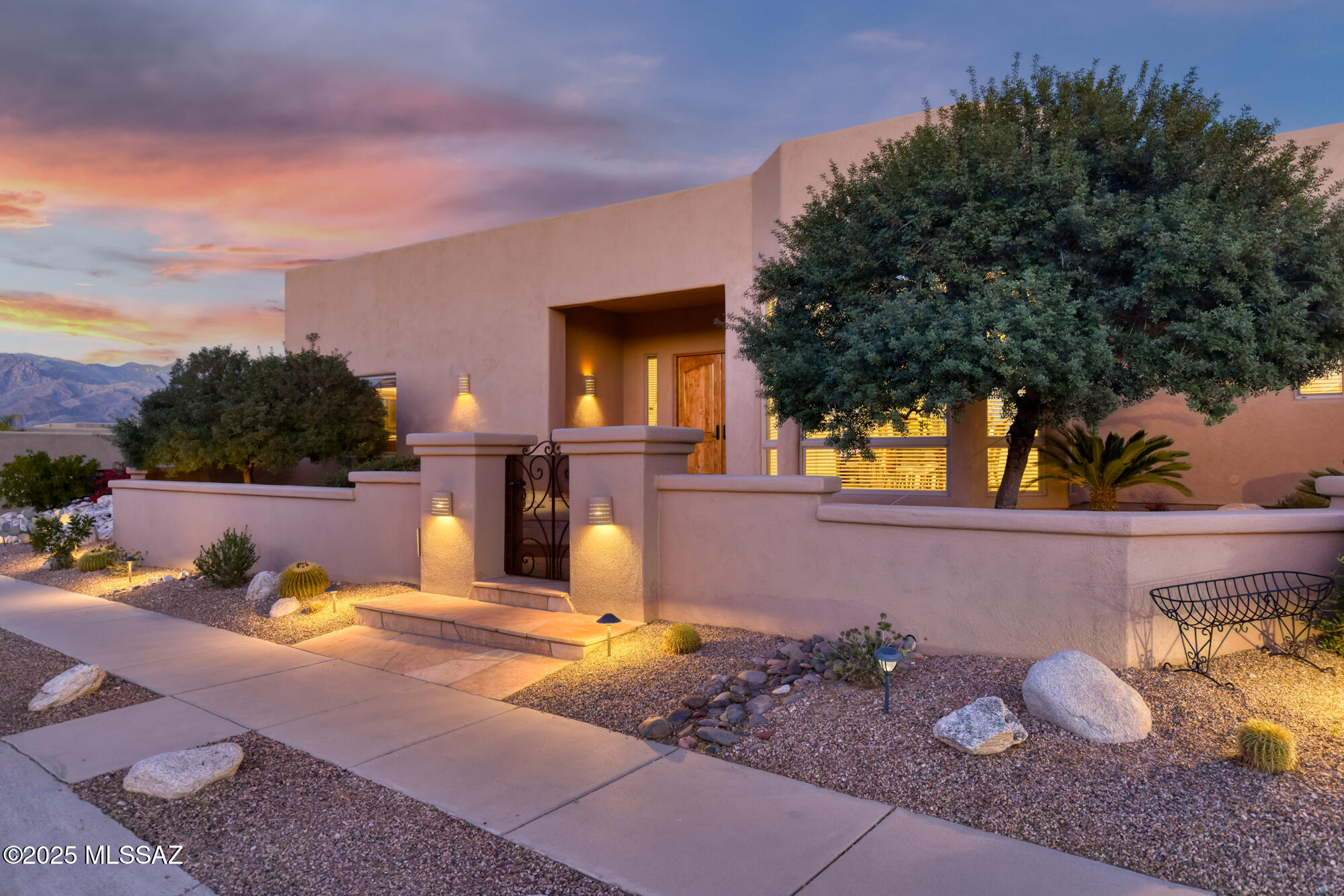 Sabino Mountain (1-290) - Residential