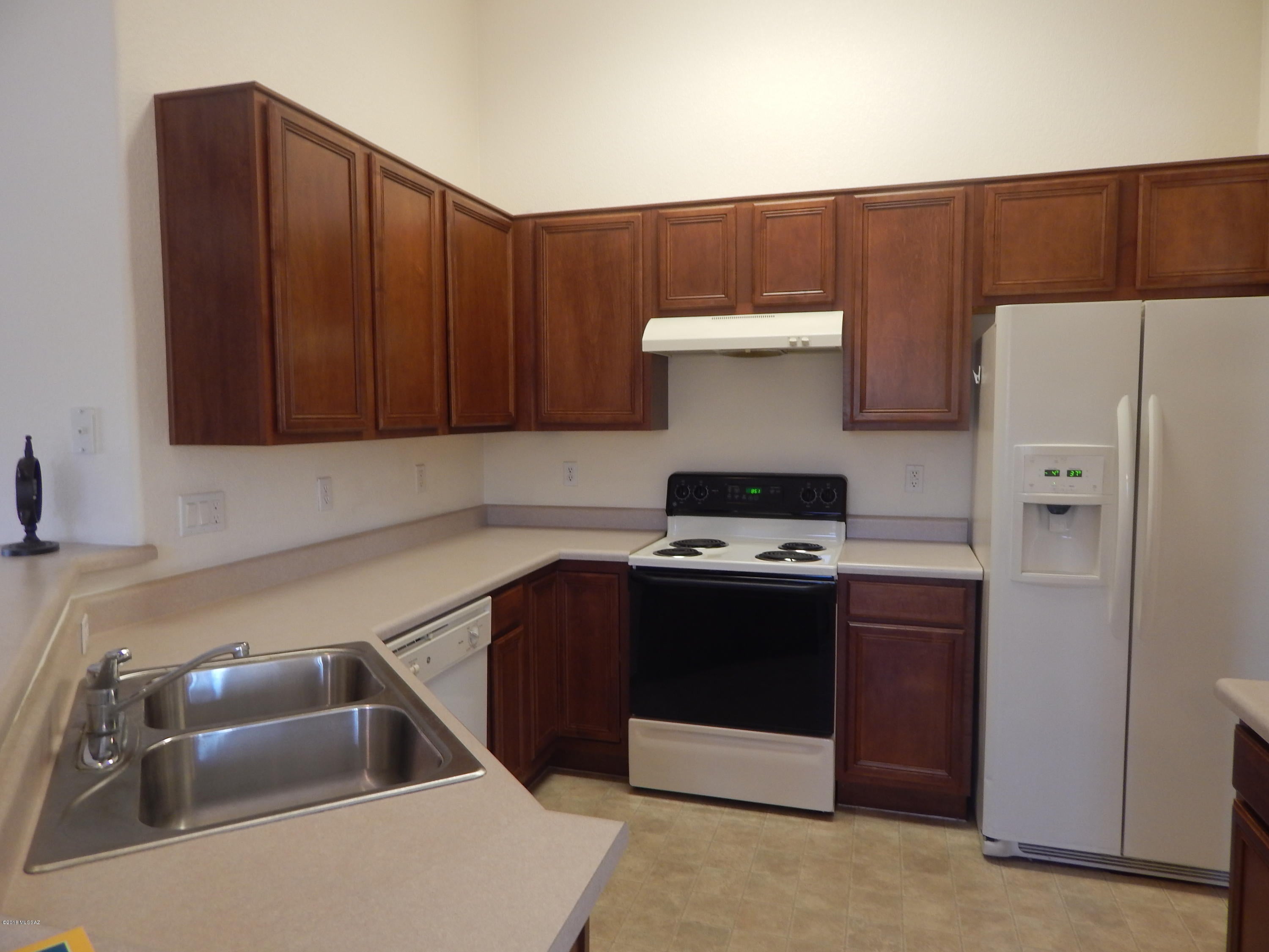 Colina De Oro (1-138) - Residential Lease